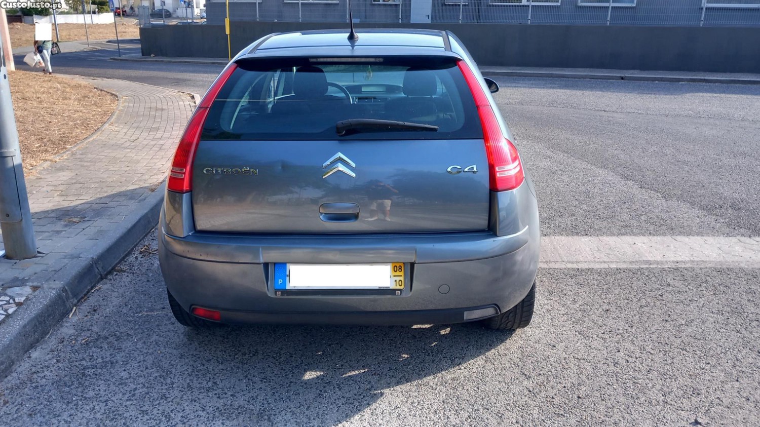 Citroën C4 1.4 — fotografia 8