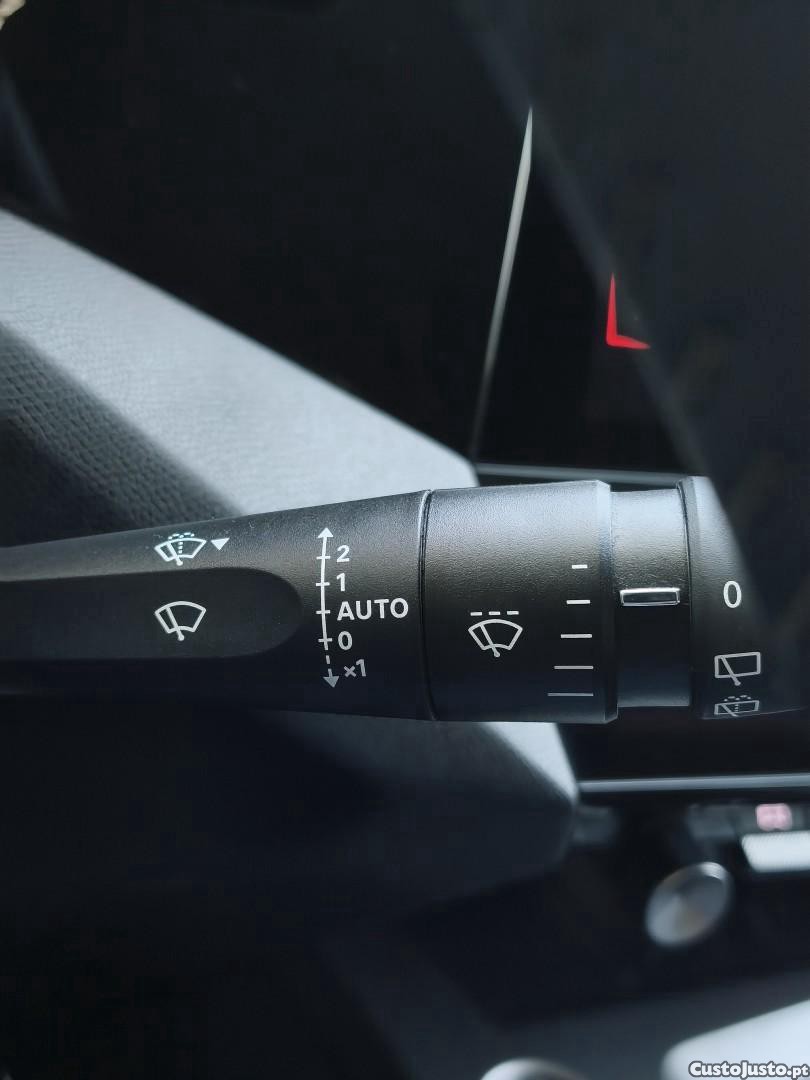 Peugeot 308 PureTech 130 Allure — fotografia 9