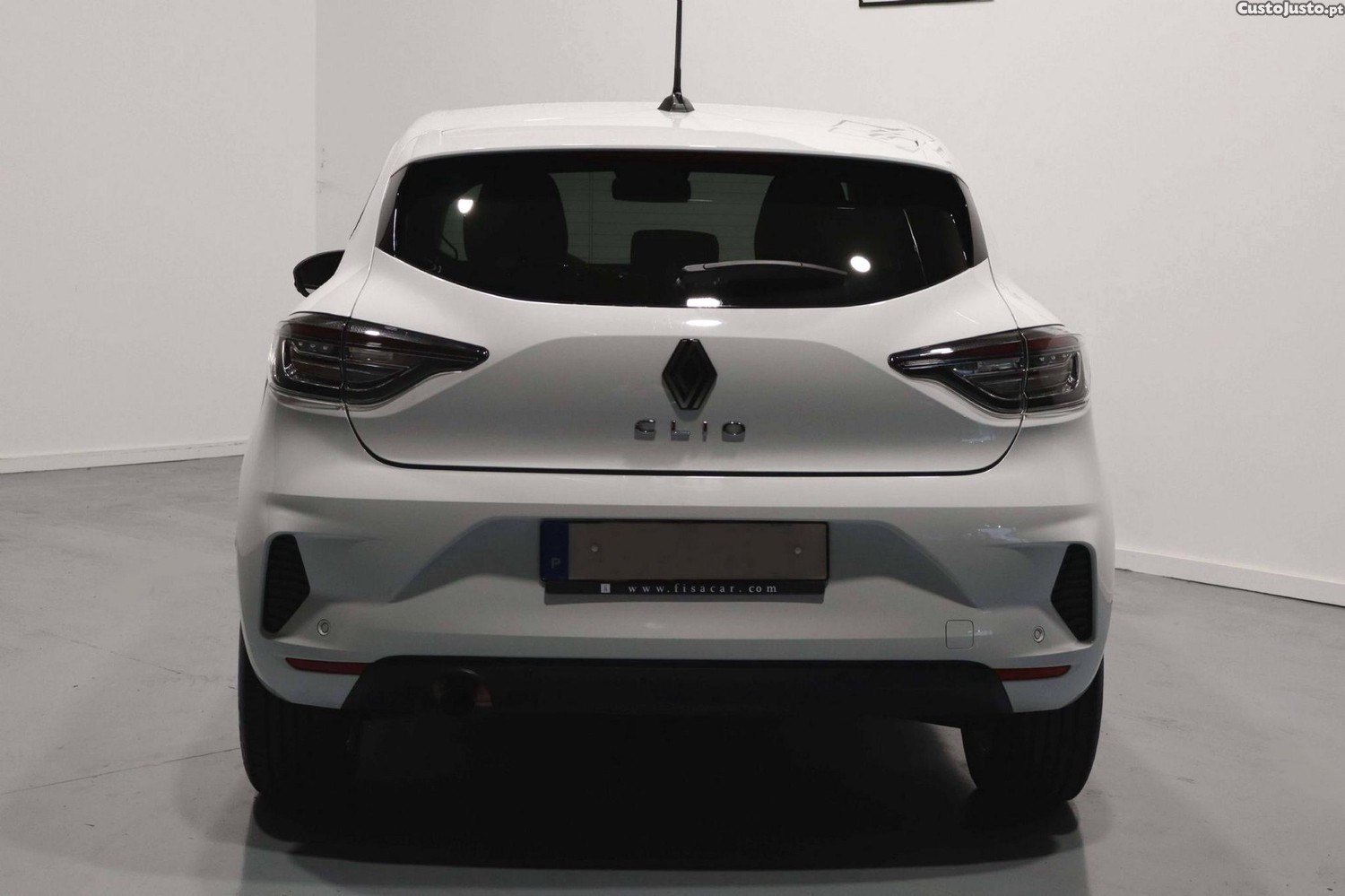 Renault Clio 1.0 TCe Evolution Bi-Fuel — fotografia 25