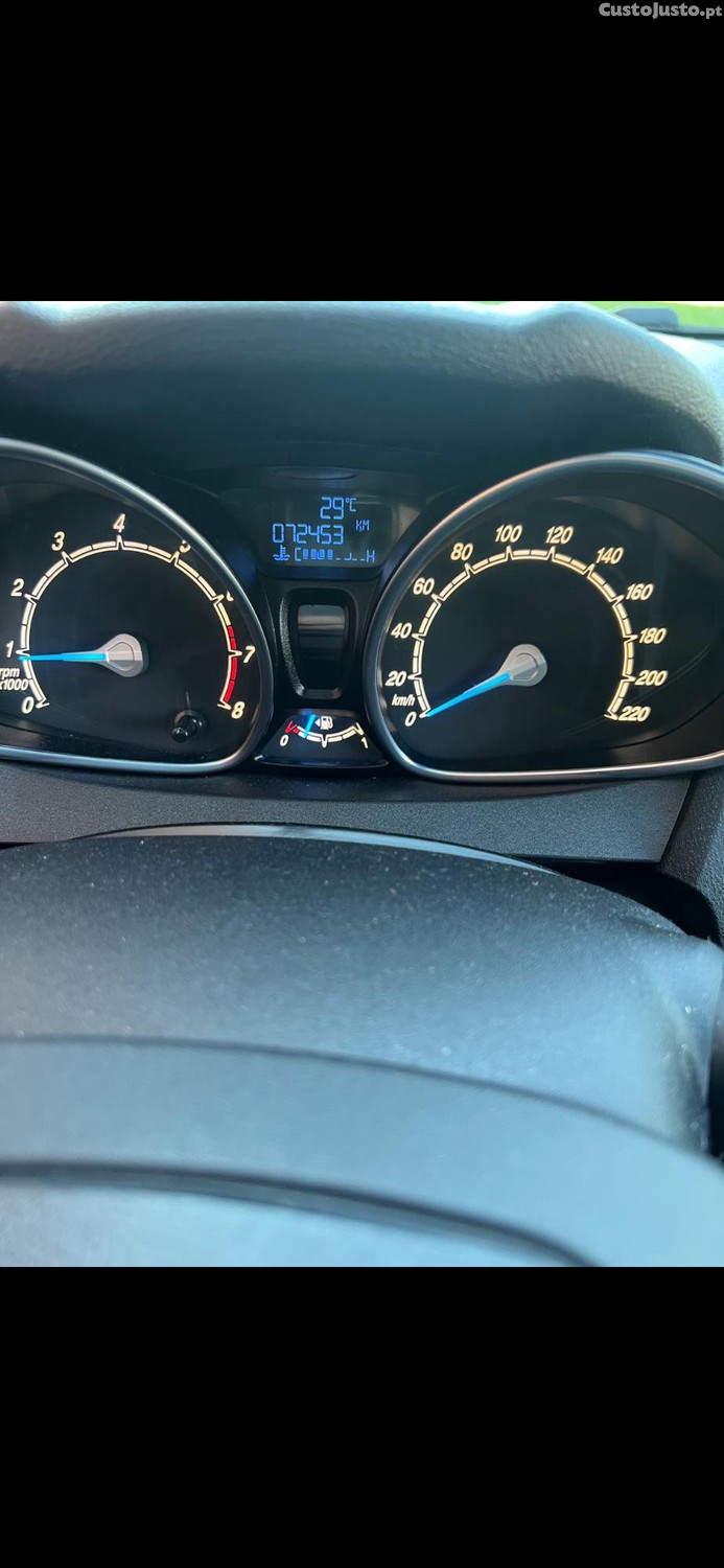 Ford Fiesta 1.0 ECOBOOST TITANIUM — fotografia 3