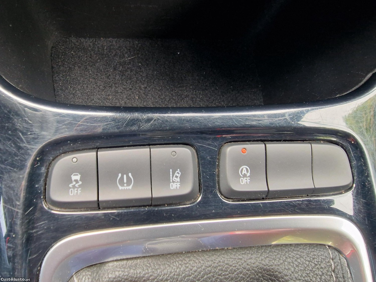 Opel Crossland 1.2 T ELEGANCE 110CV — fotografia 9