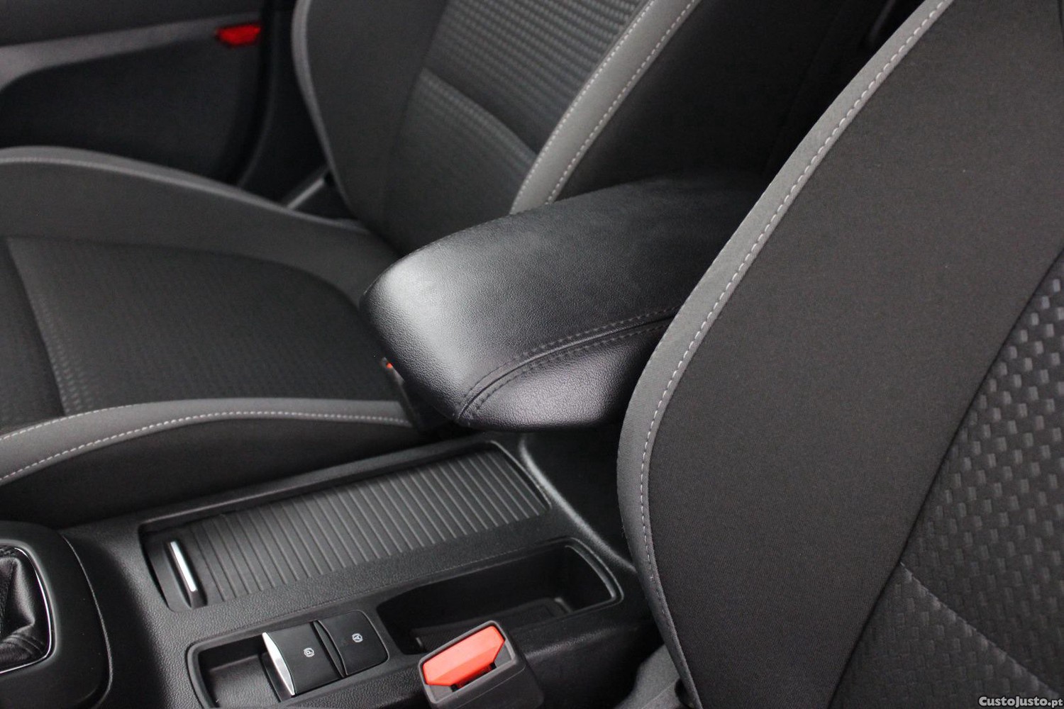 Ford Focus 1.0 ECOBOOST CONNECTED — fotografia 9