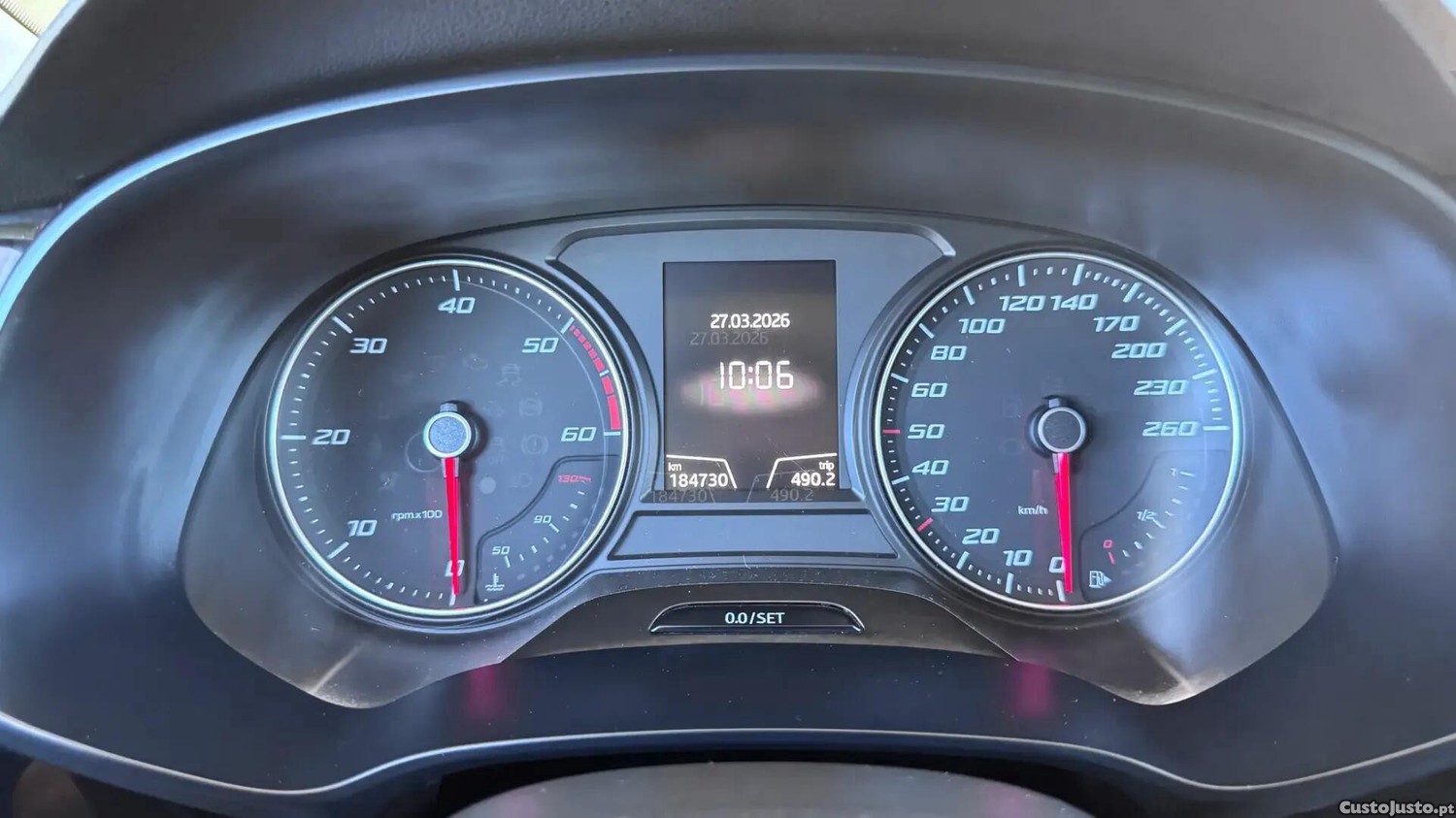 SEAT Leon 1.6 TDI Reference Ecomotive — fotografia 12