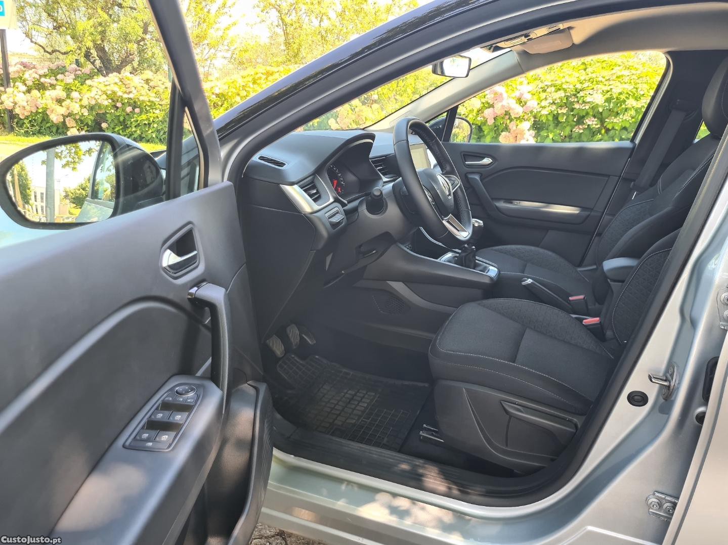 Renault Captur GPS A/C Económico — fotografia 5