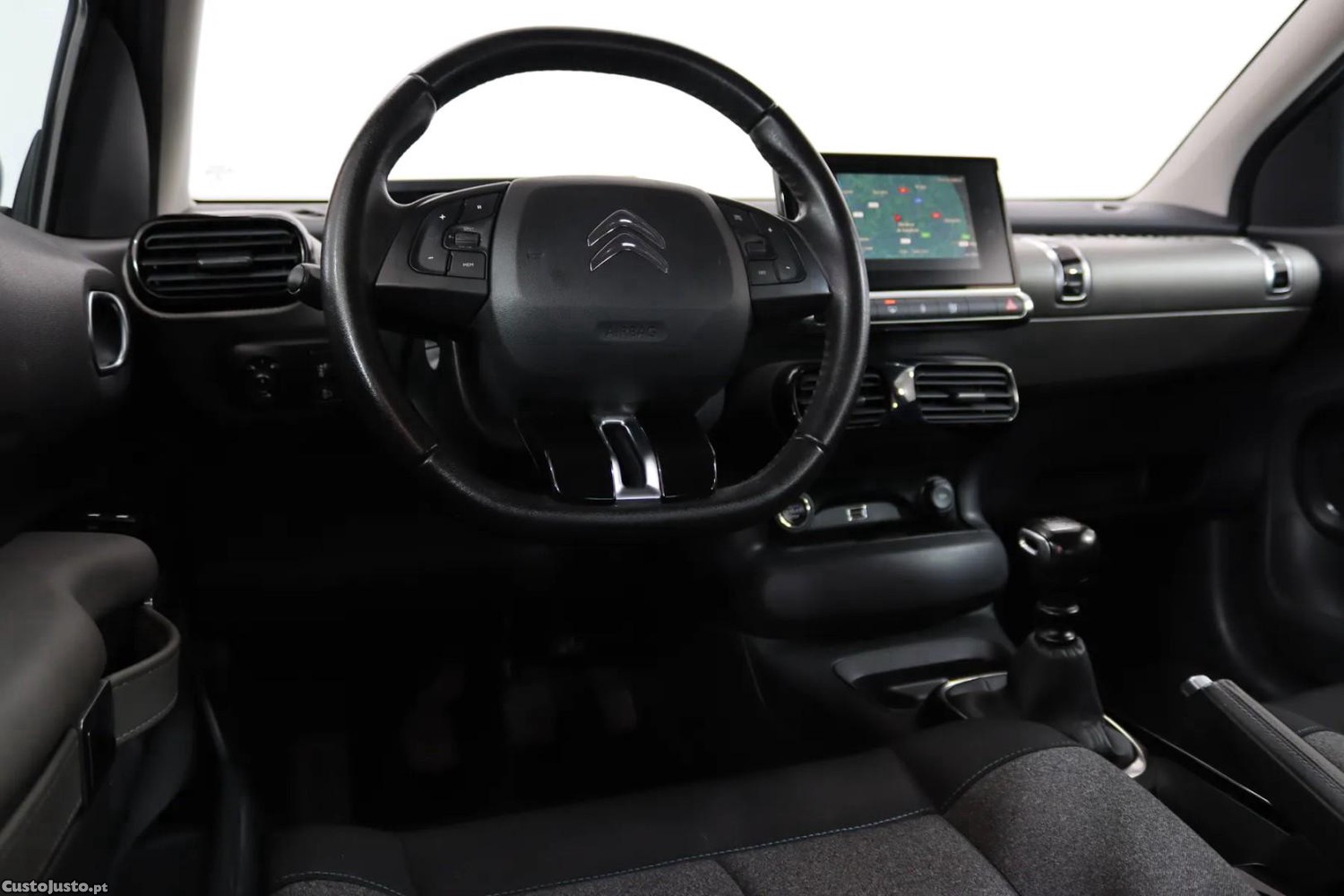 Citroën C4 1.2 PureTech Feel Business — fotografia 4