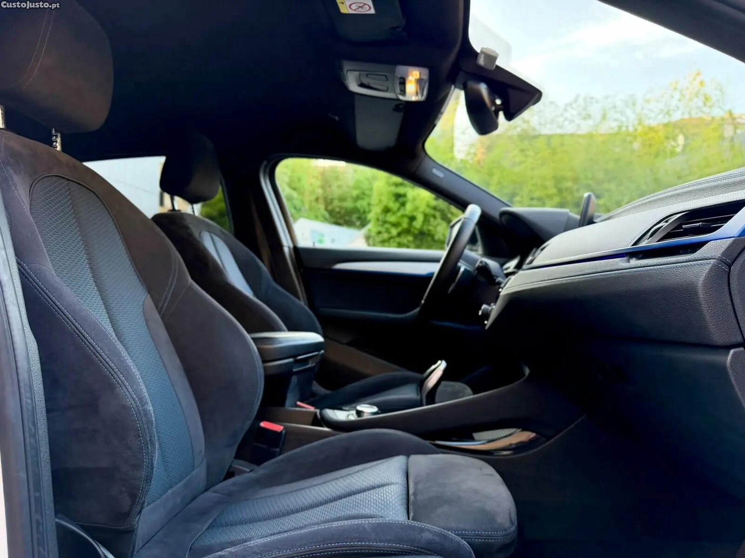 BMW X2 18 d sDrive Auto X Pack M — fotografia 3