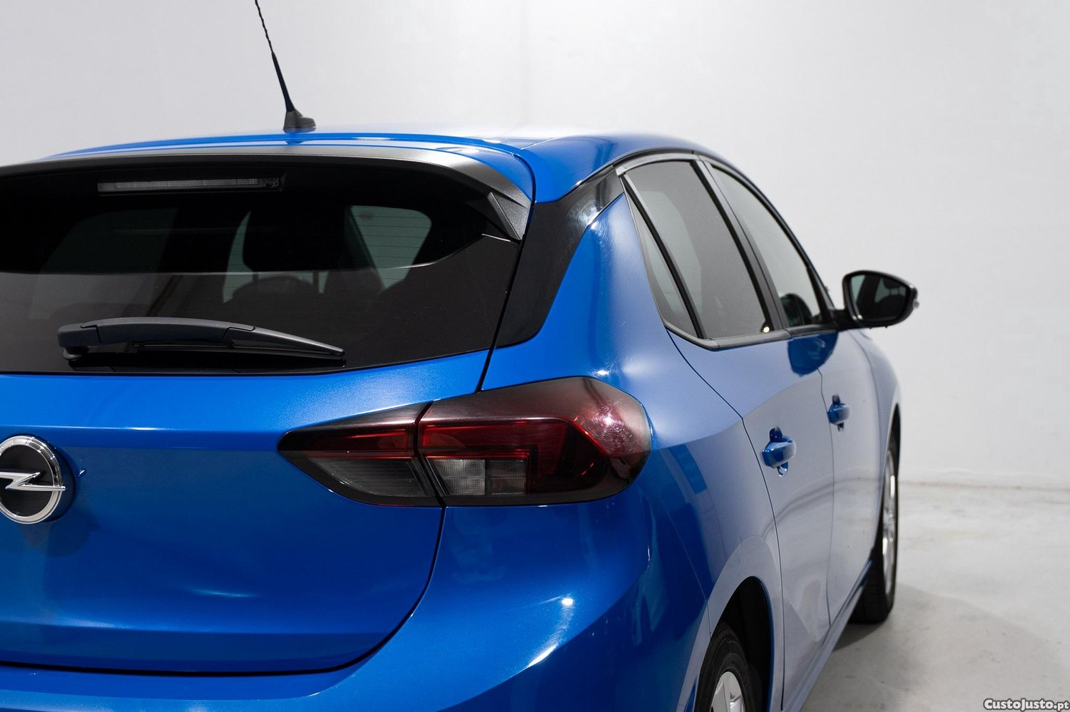 Opel Corsa 1.2 Elegance — fotografia 18