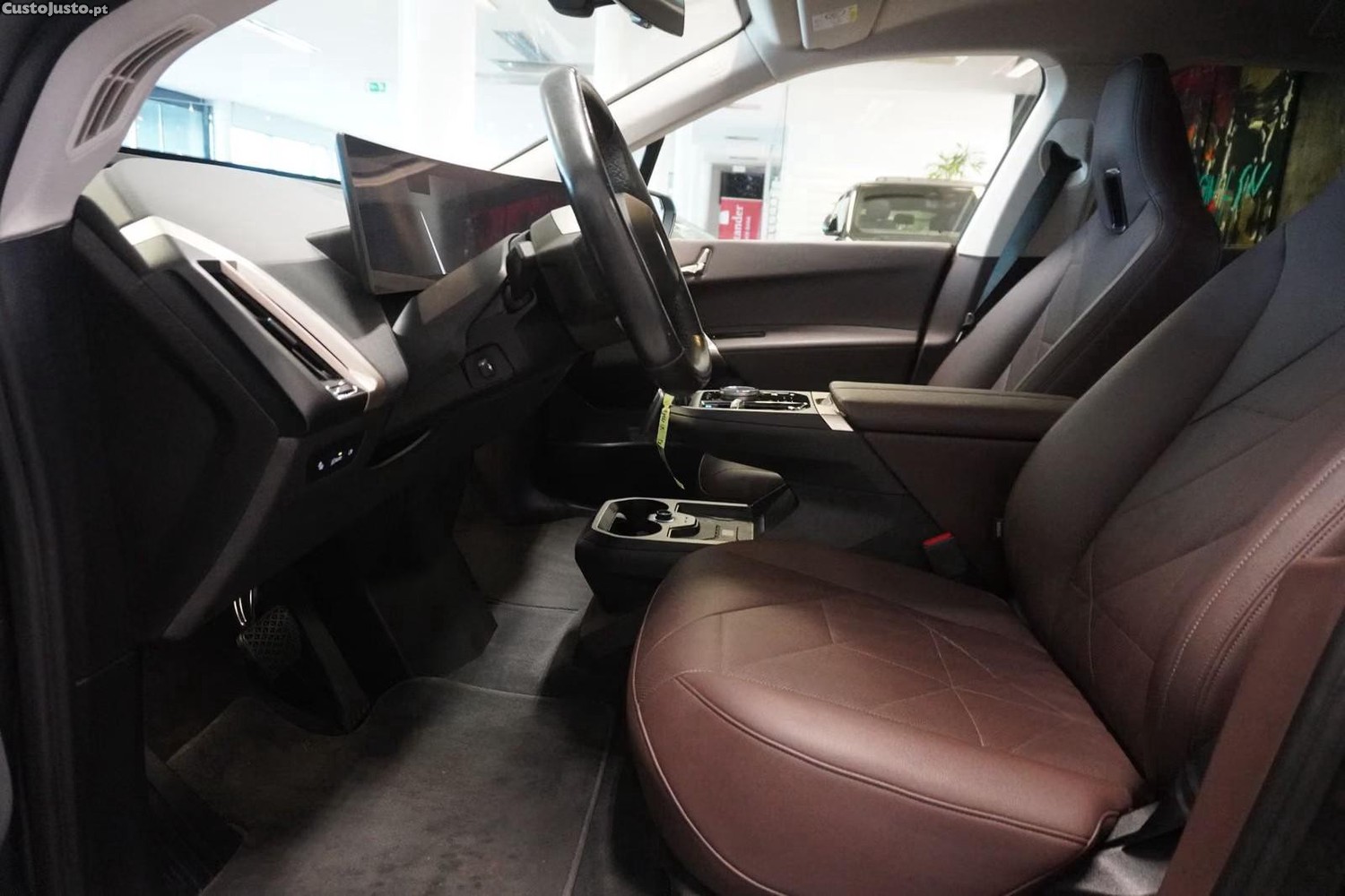 BMW iX xDrive 40 - 22 — photo 3