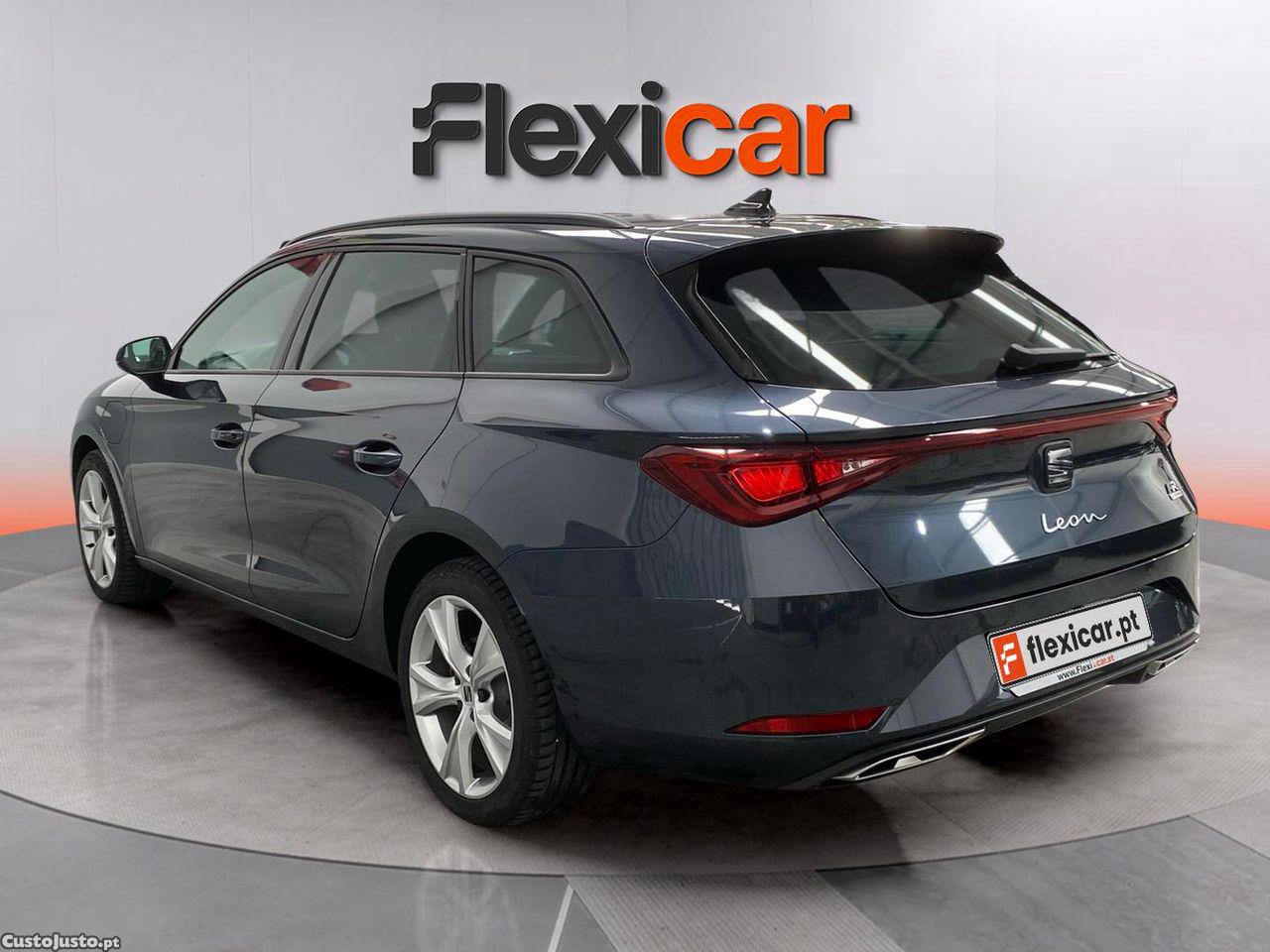 SEAT Leon 1.5 TSI e-Hybrid FR DSG — fotografia 18