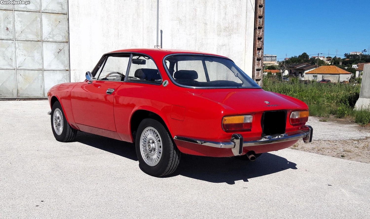 Alfa Romeo GTV 2000 Bertone 1972 — fotografia 9
