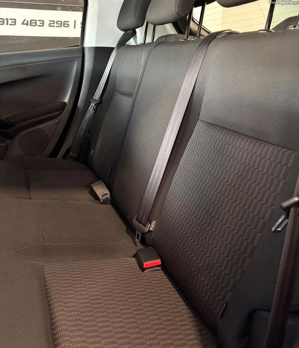 Peugeot 208 1.2 Puretech Style — fotografia 8