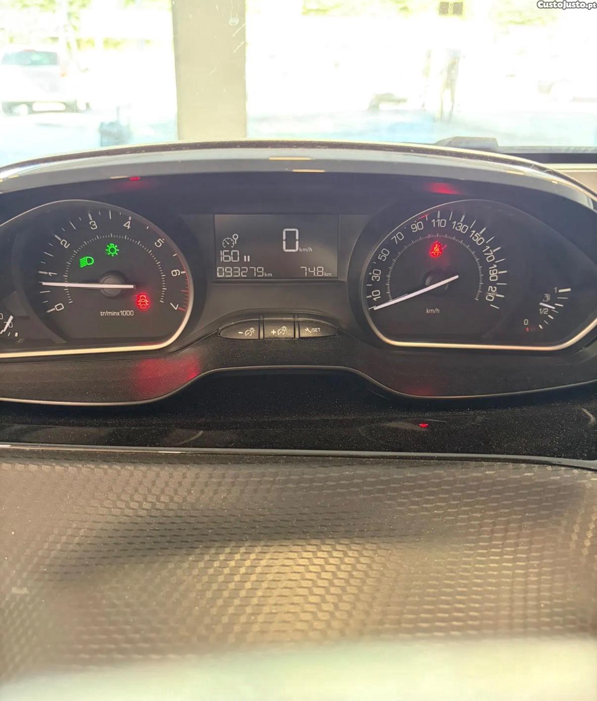 Peugeot 208 1.2 Puretech Style — fotografia 6