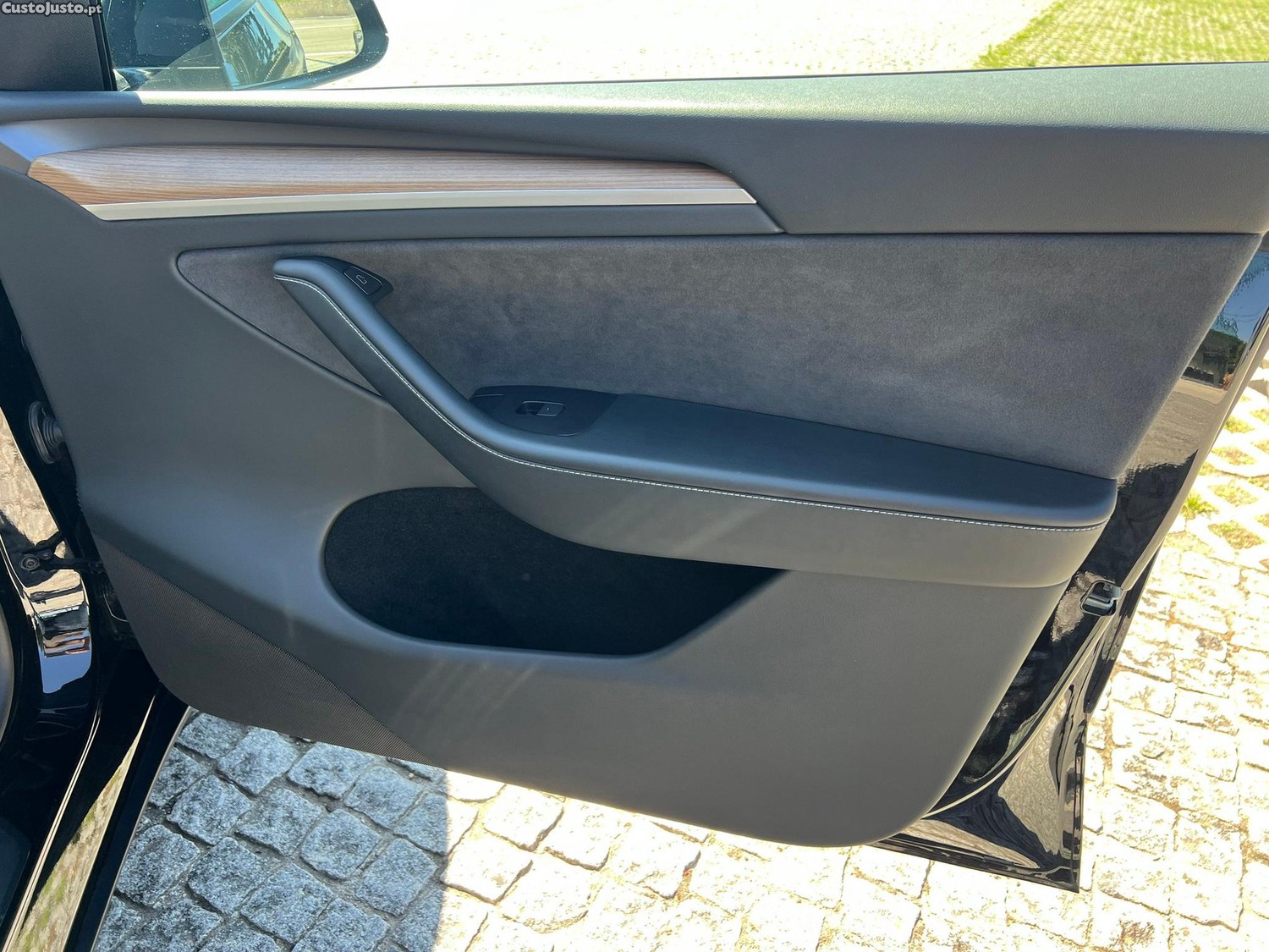 Tesla Model Y Standard — fotografia 6