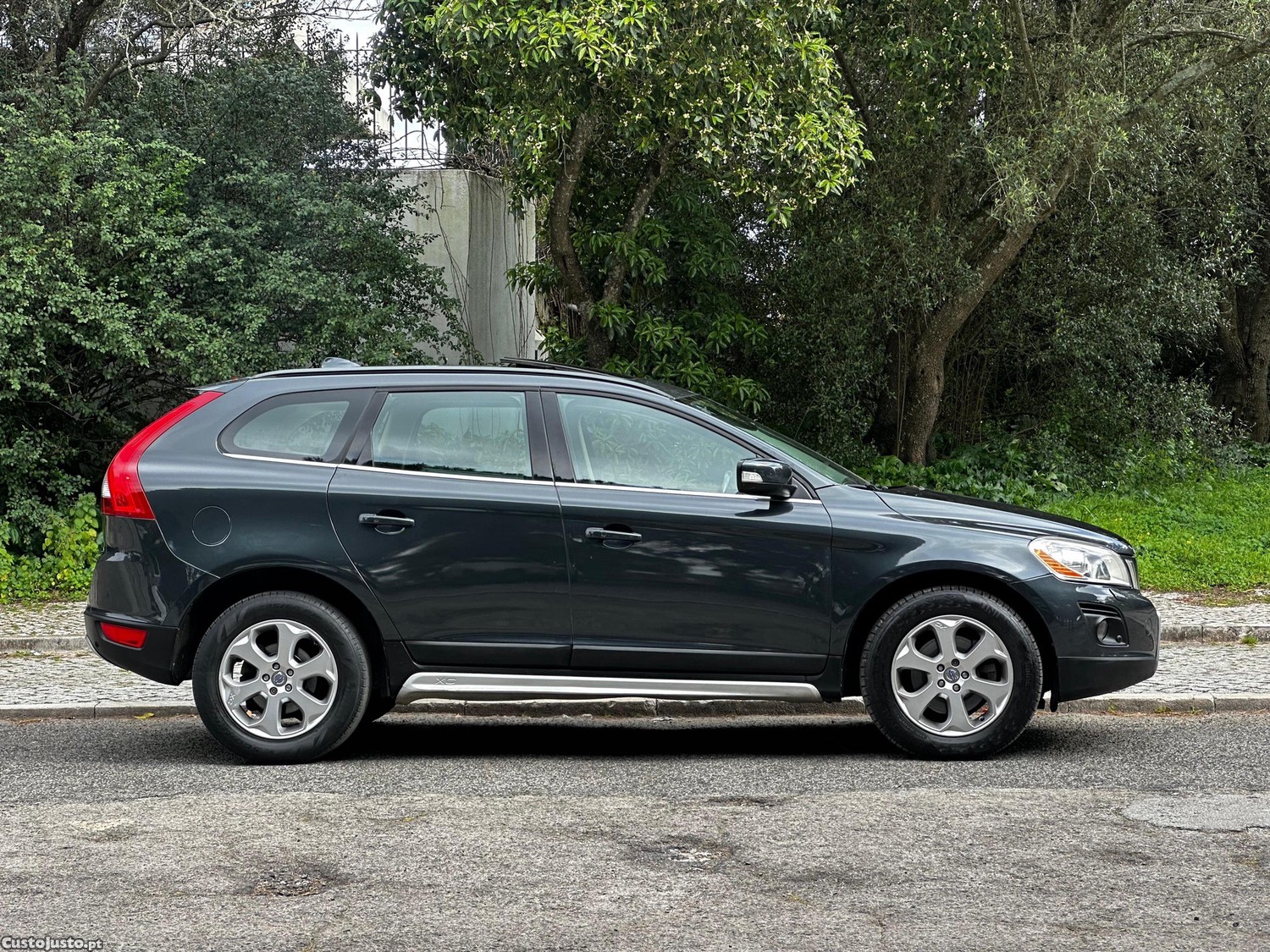 Volvo XC 60 2.4D 185cv Summum geartronic — fotografia 9