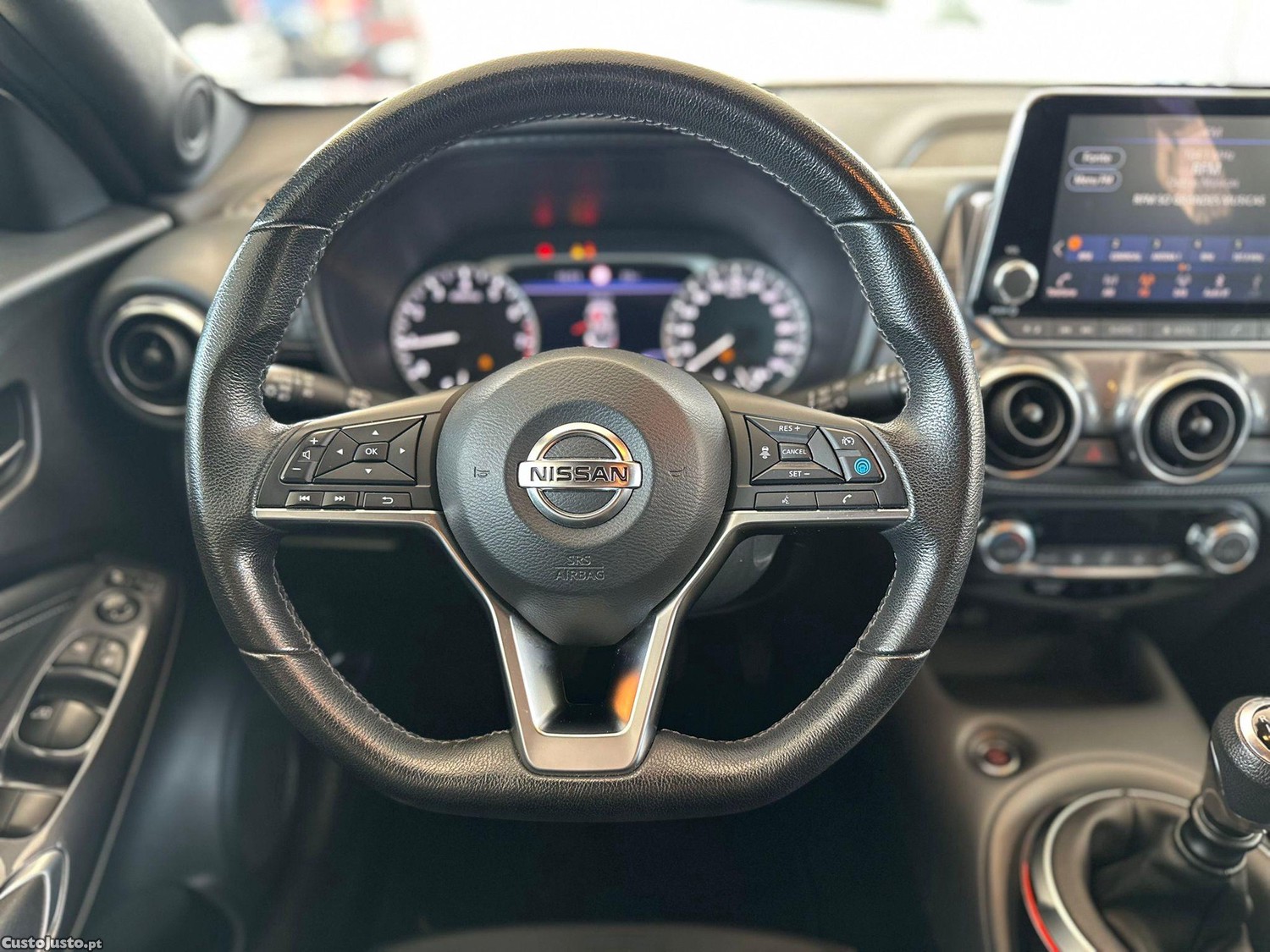 Nissan Juke 1.0 DIG-T Tekna — fotografia 10