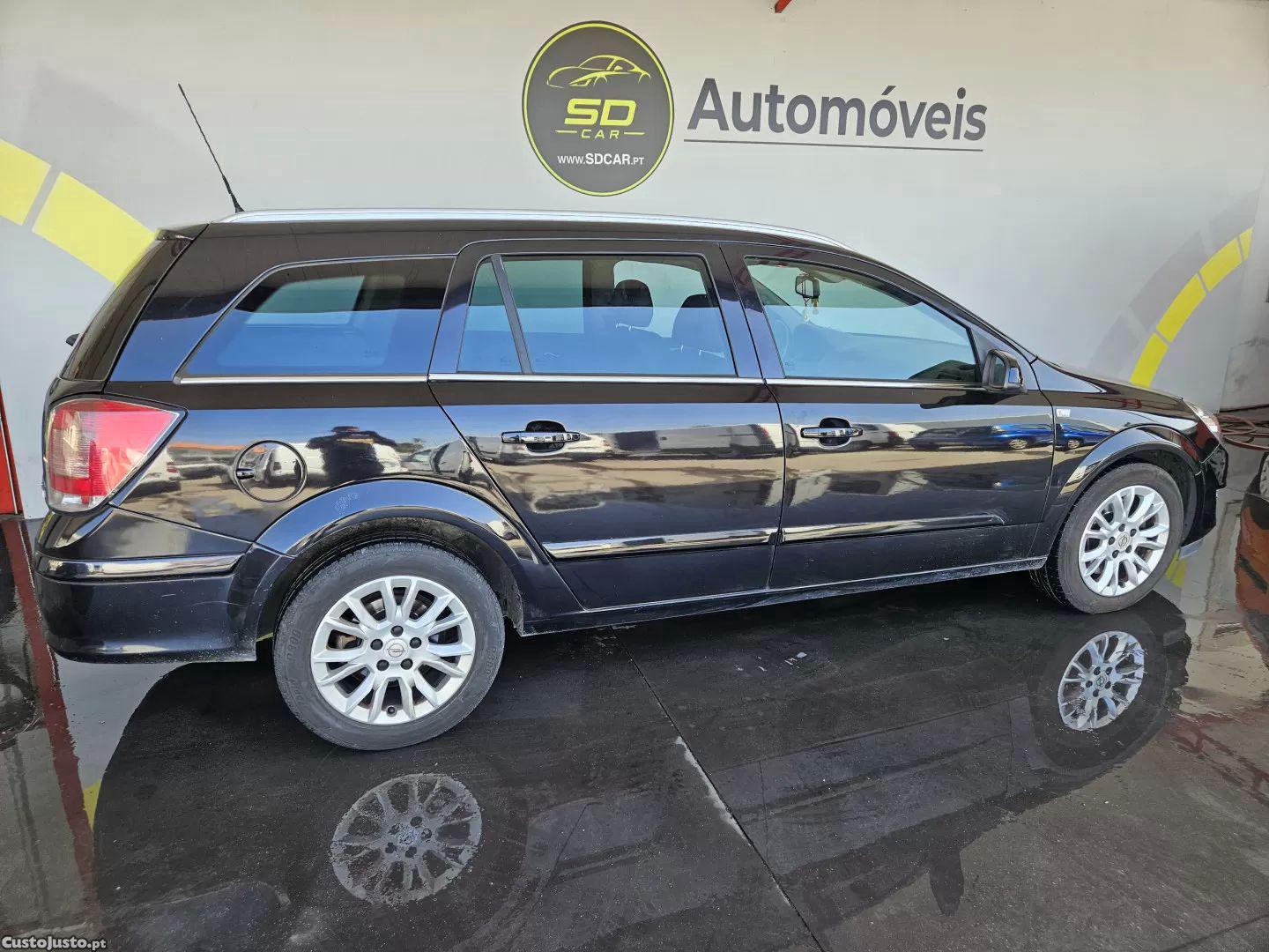Opel Astra 1.7 cdti cosmo m6 — fotografia 4