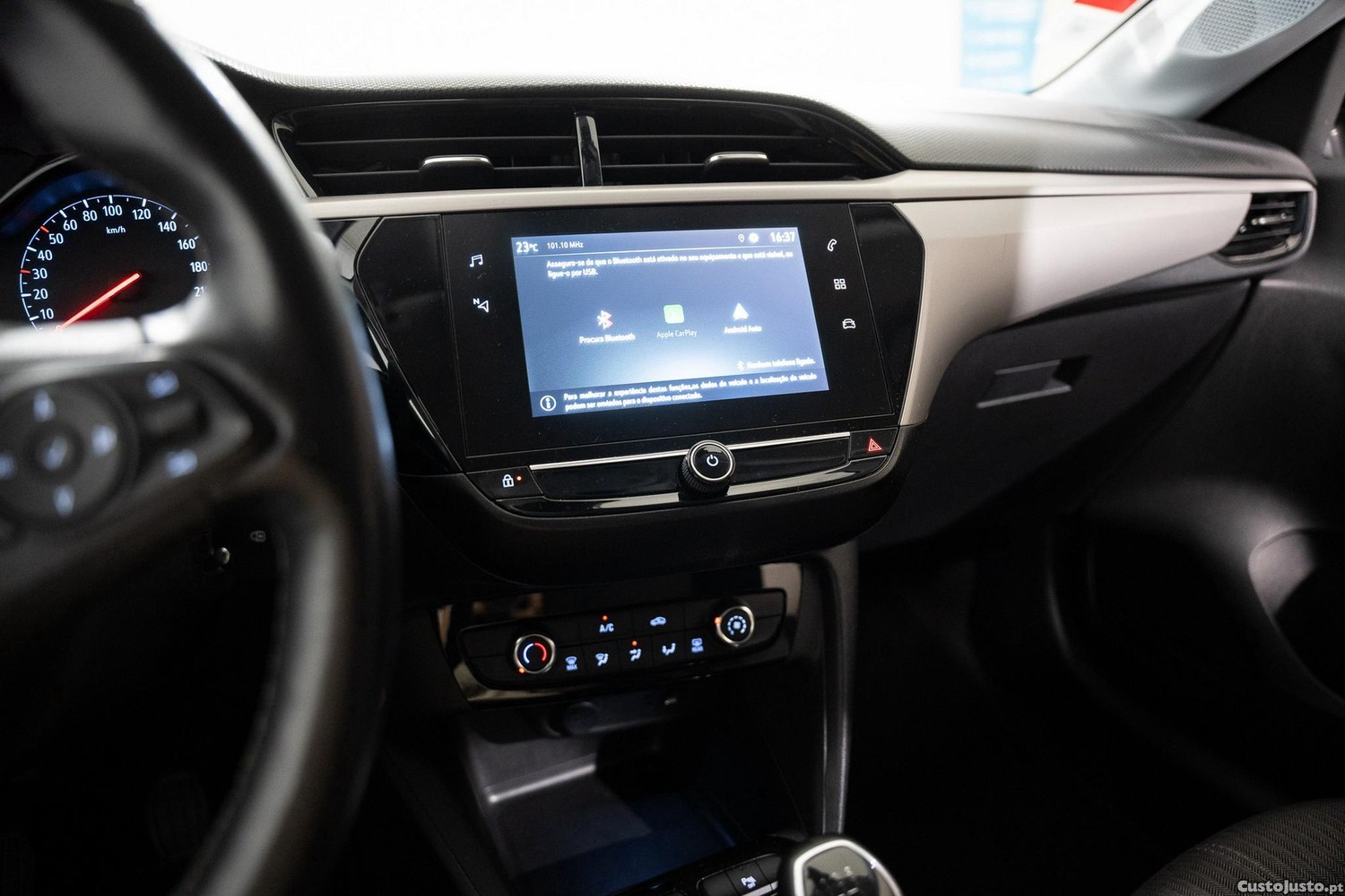 Opel Corsa 1.2 Elegance — fotografia 13