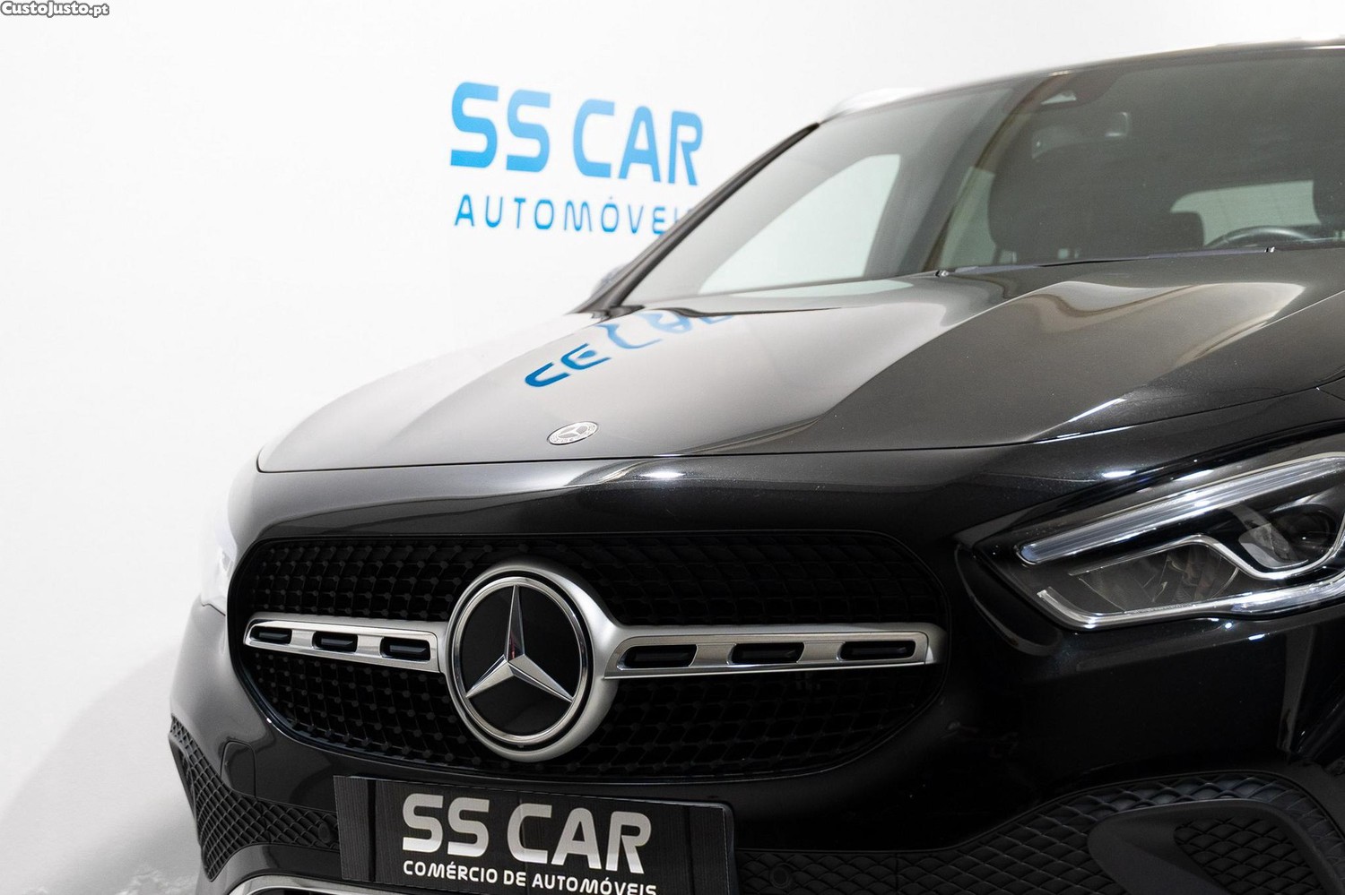 Mercedes-Benz GLA 250 e Progressive — fotografia 25