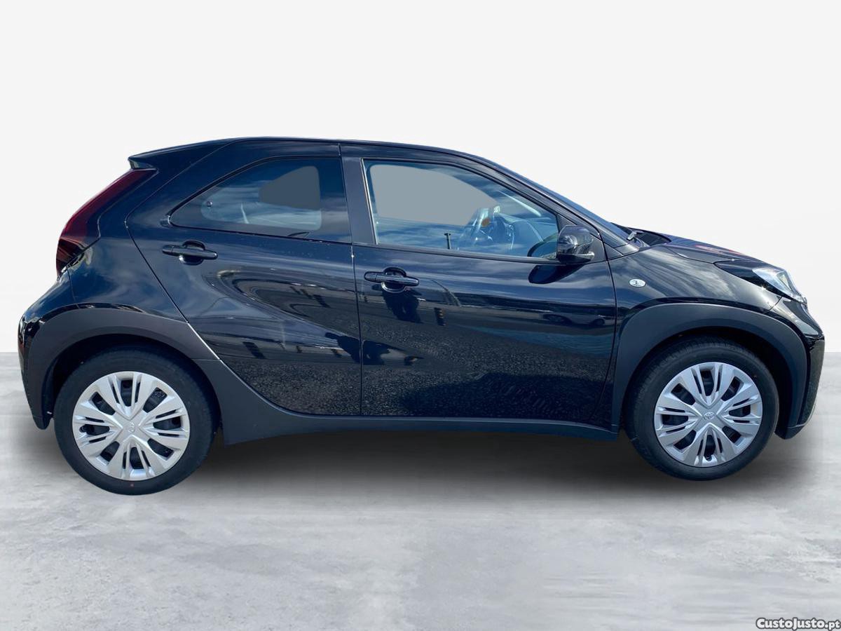 Toyota Aygo X 1.0 Play — fotografia 4