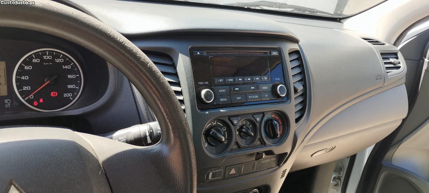 Mitsubishi L200 3 Lugares 4x4 — fotografia 3