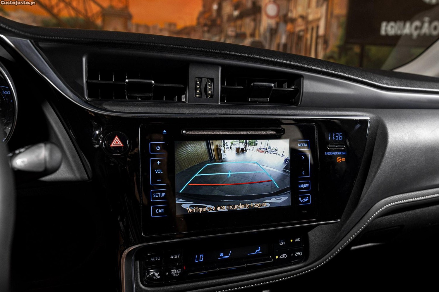 Toyota Auris 1.6 D-4D Comfort+P.Sport — fotografia 11