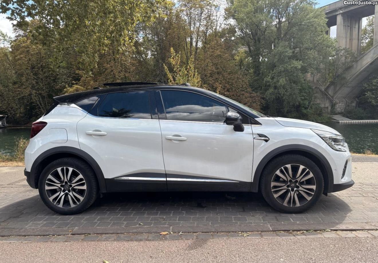 Renault Captur Initiale PARIS 1.5 DCI 115 — photo 2