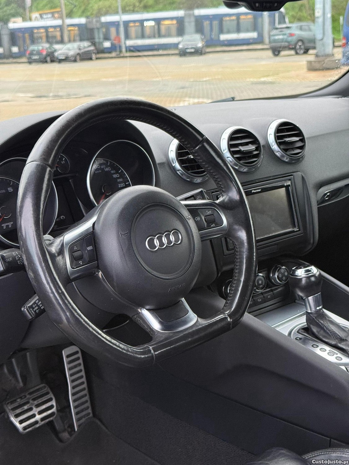 Audi TT 2.0 TFSi — fotografia 12