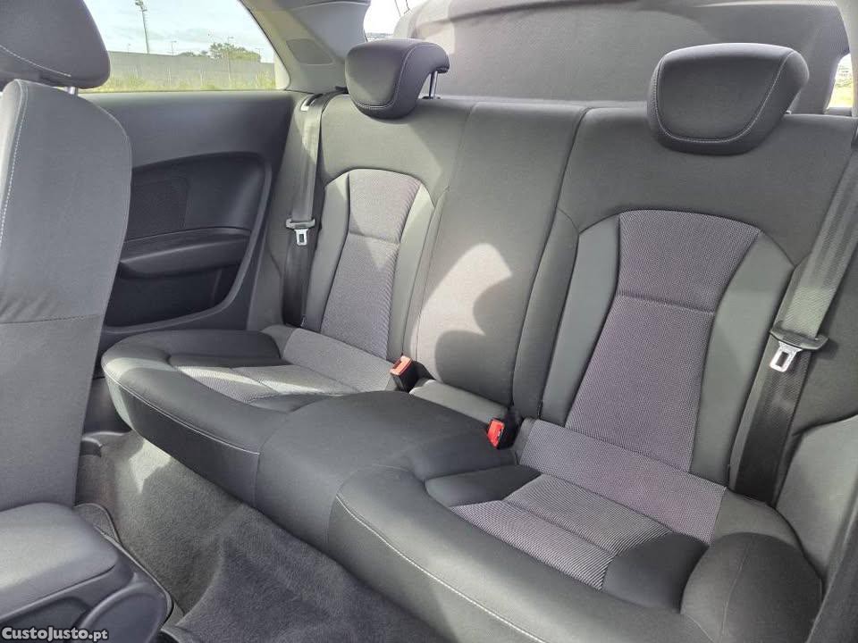 Audi A1 1.6 TDI — fotografia 2