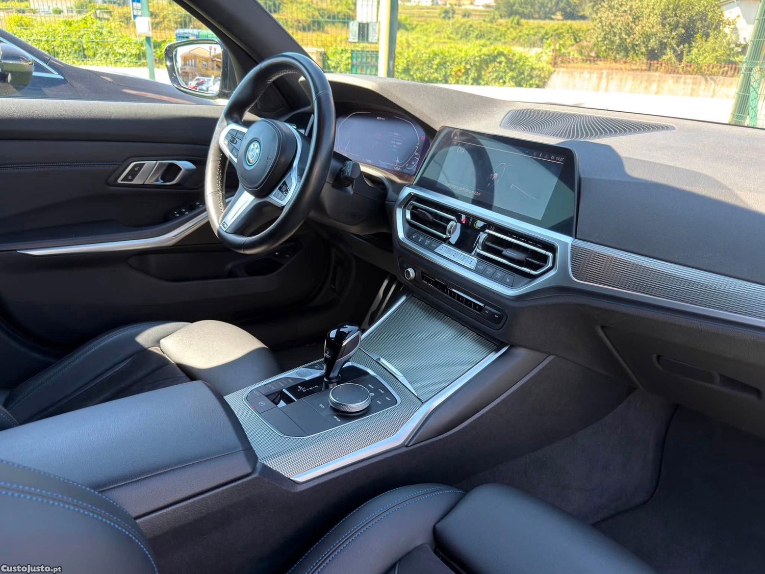 BMW 330 E Hybrid Plug-in — fotografia 2