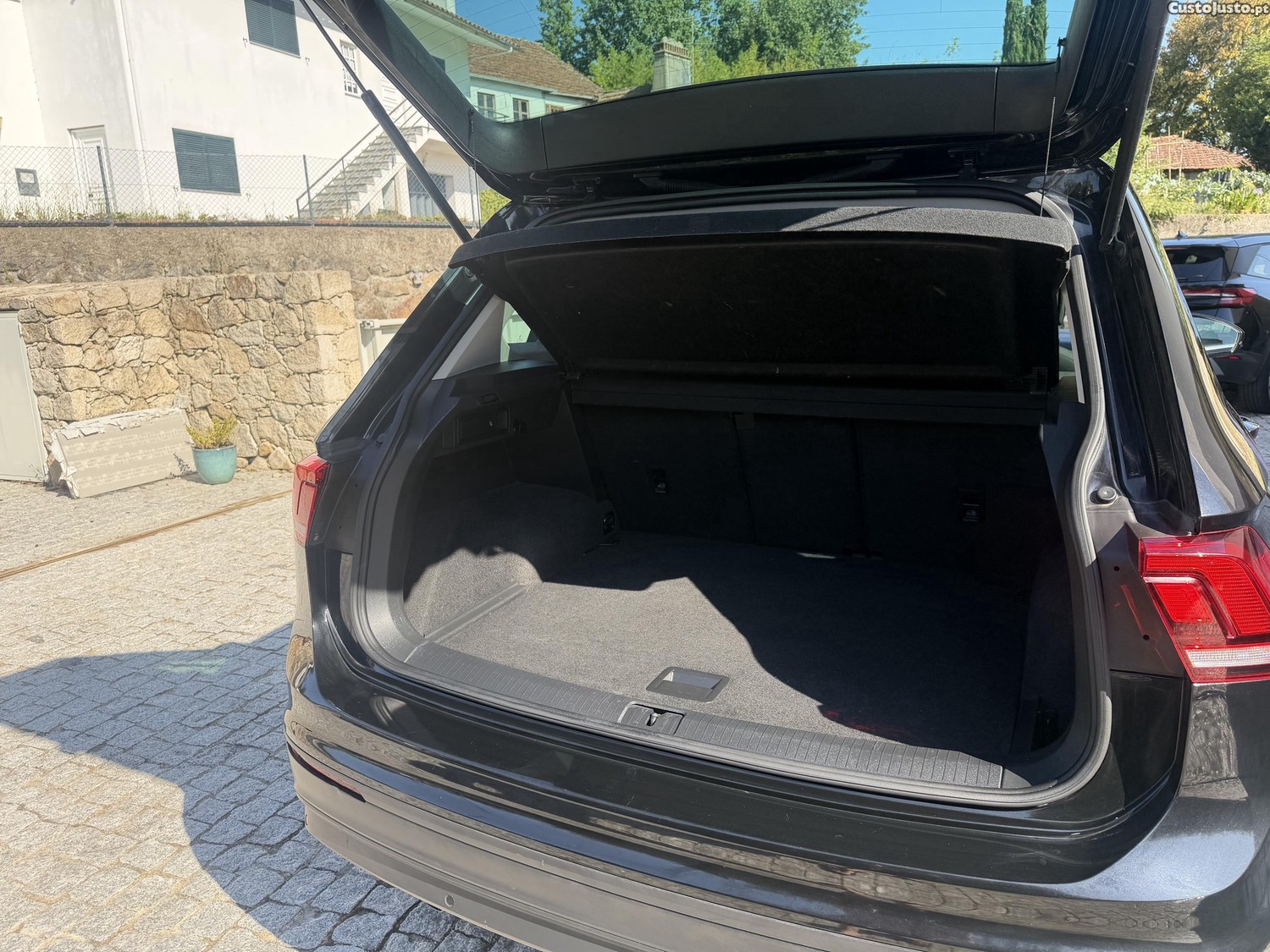 VW Tiguan Tiguan II 1.6 115cv - 17 foto 4