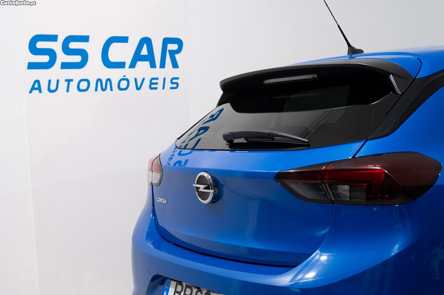 Opel Corsa 1.2 Elegance — fotografia 17