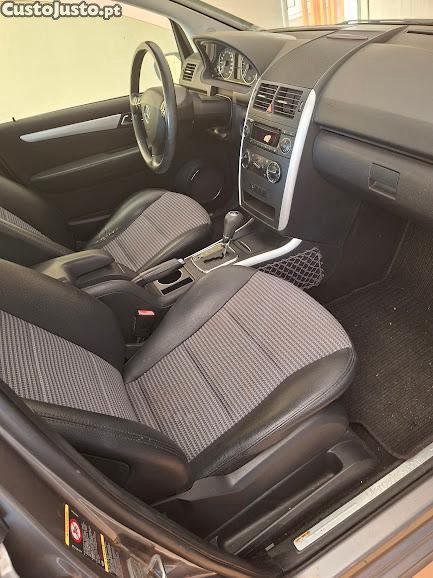Mercedes-Benz A 180 CDI Avangarde — fotografia 7
