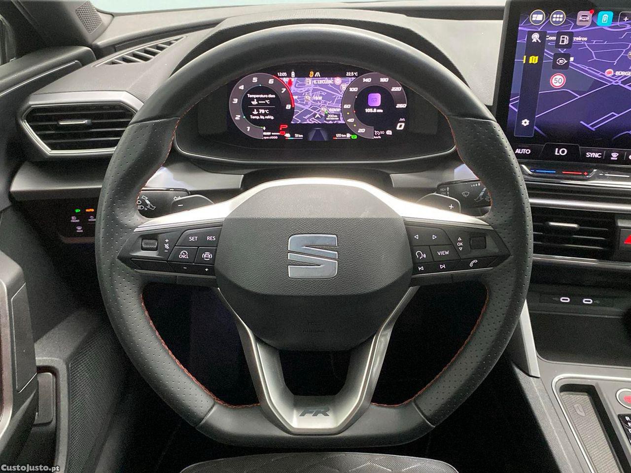 SEAT Leon 1.5 TSI e-Hybrid FR DSG — fotografia 14