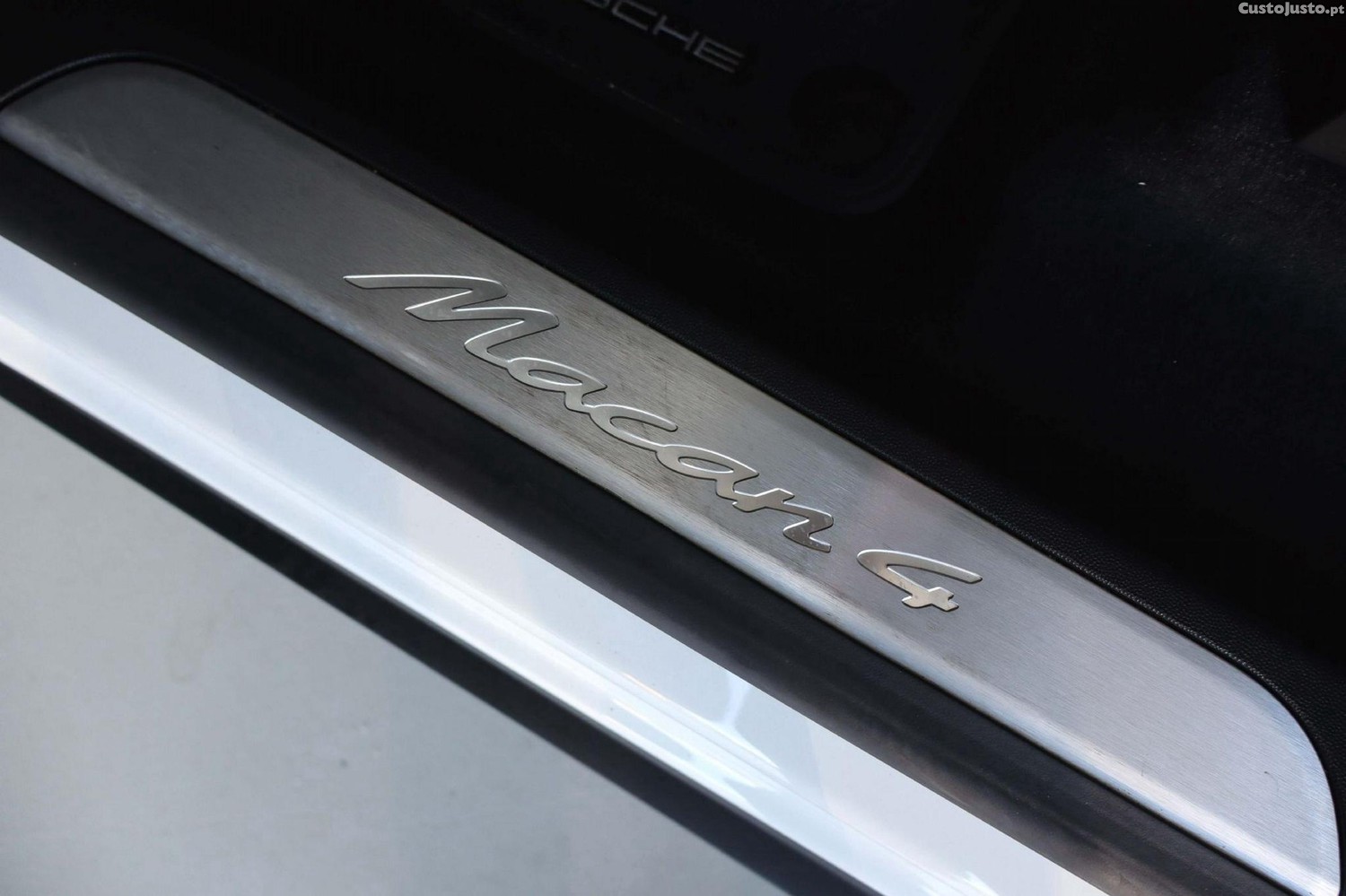 Porsche Macan Electric 4 — fotografia 11