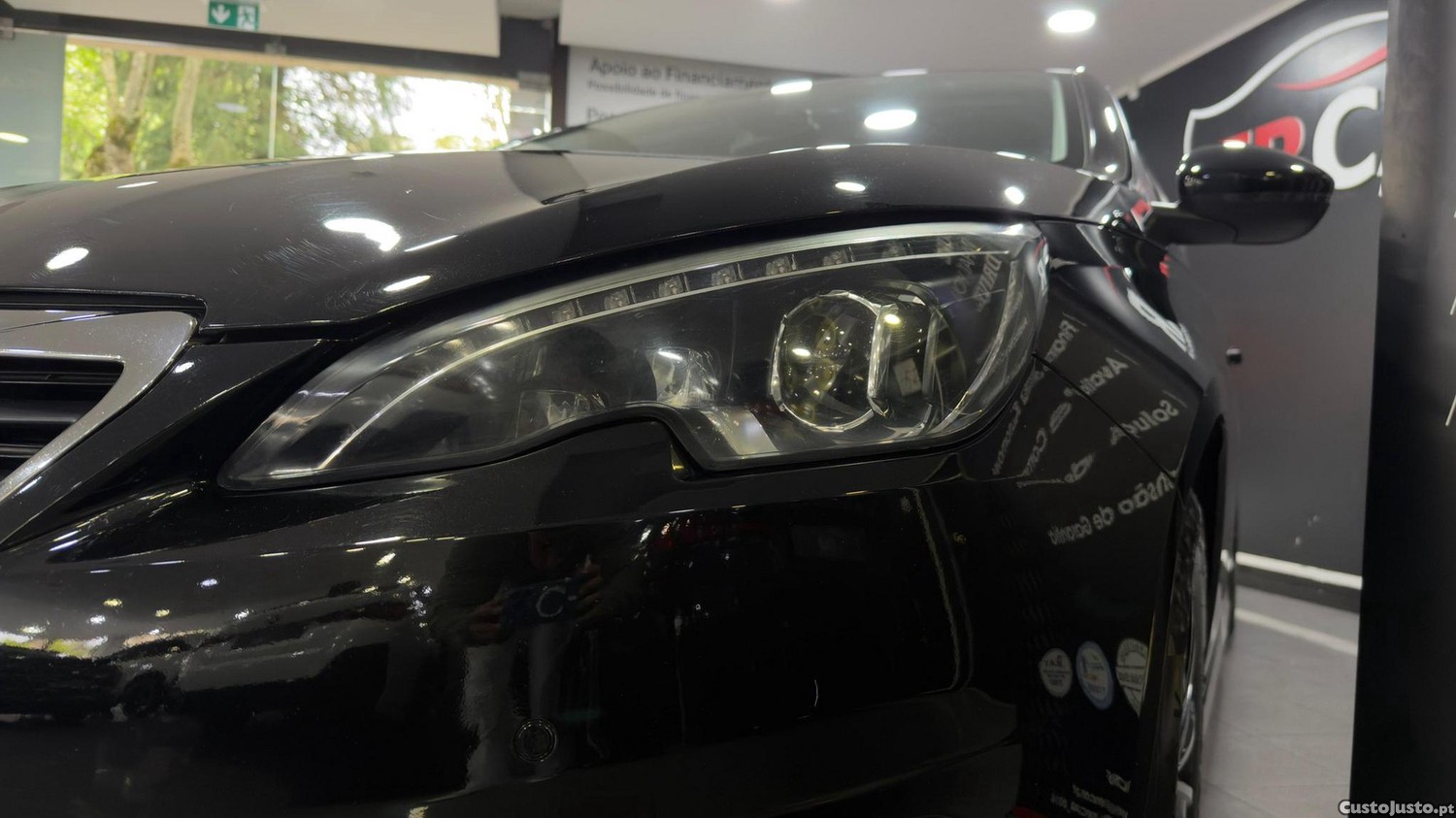 Peugeot 308 e-HDi FAP 110 Stop&Start Allure — fotografia 17