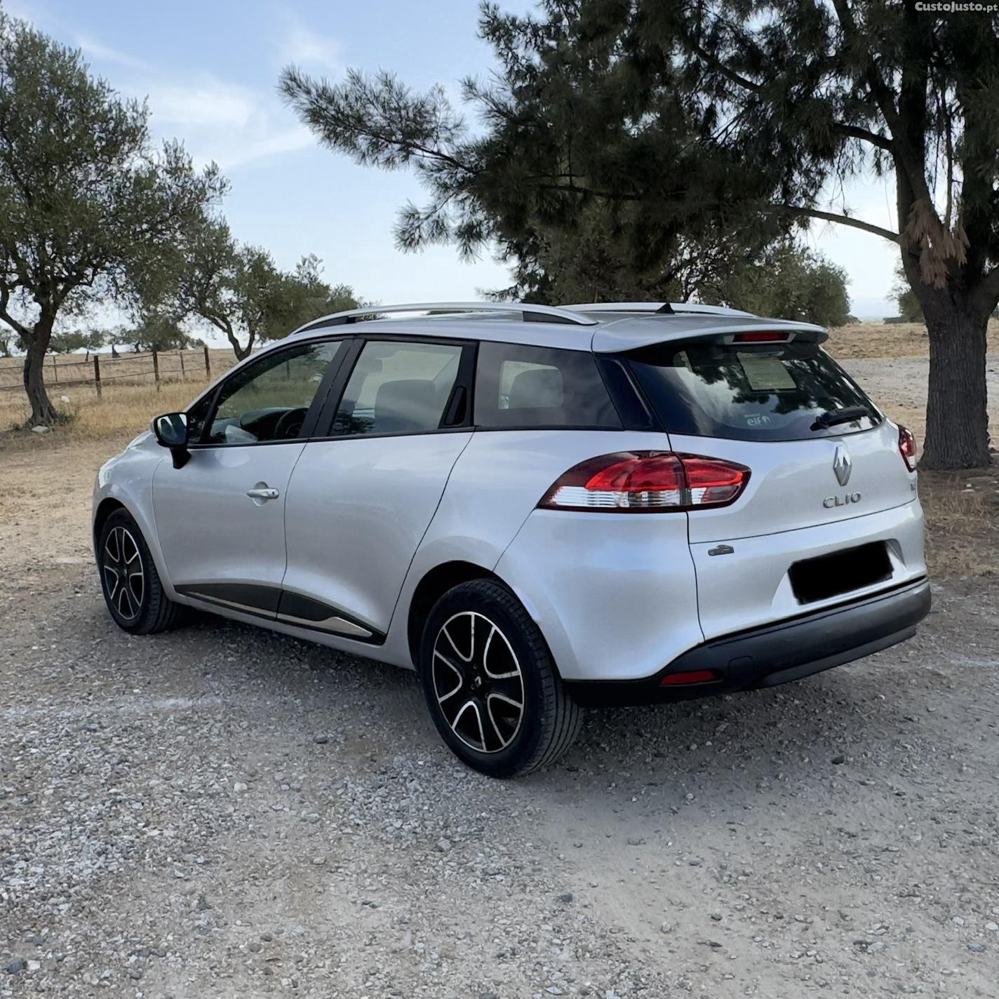 Renault Clio BREAK 0.9 Tce — fotografia 6