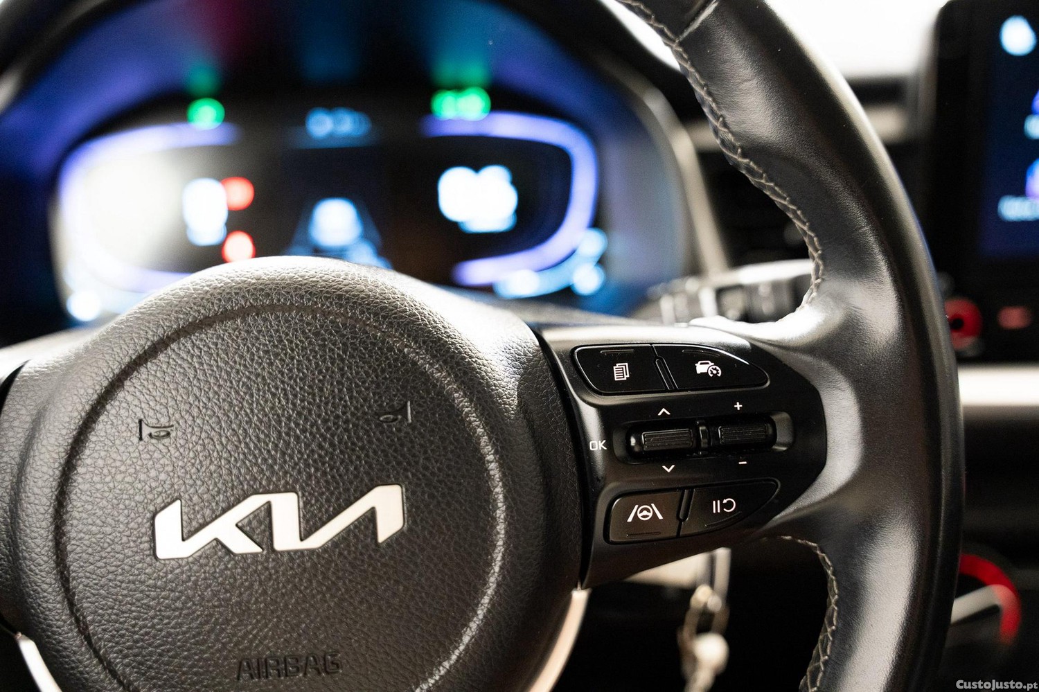 Kia Stonic 1.2 MPi Dynamic — fotografia 6
