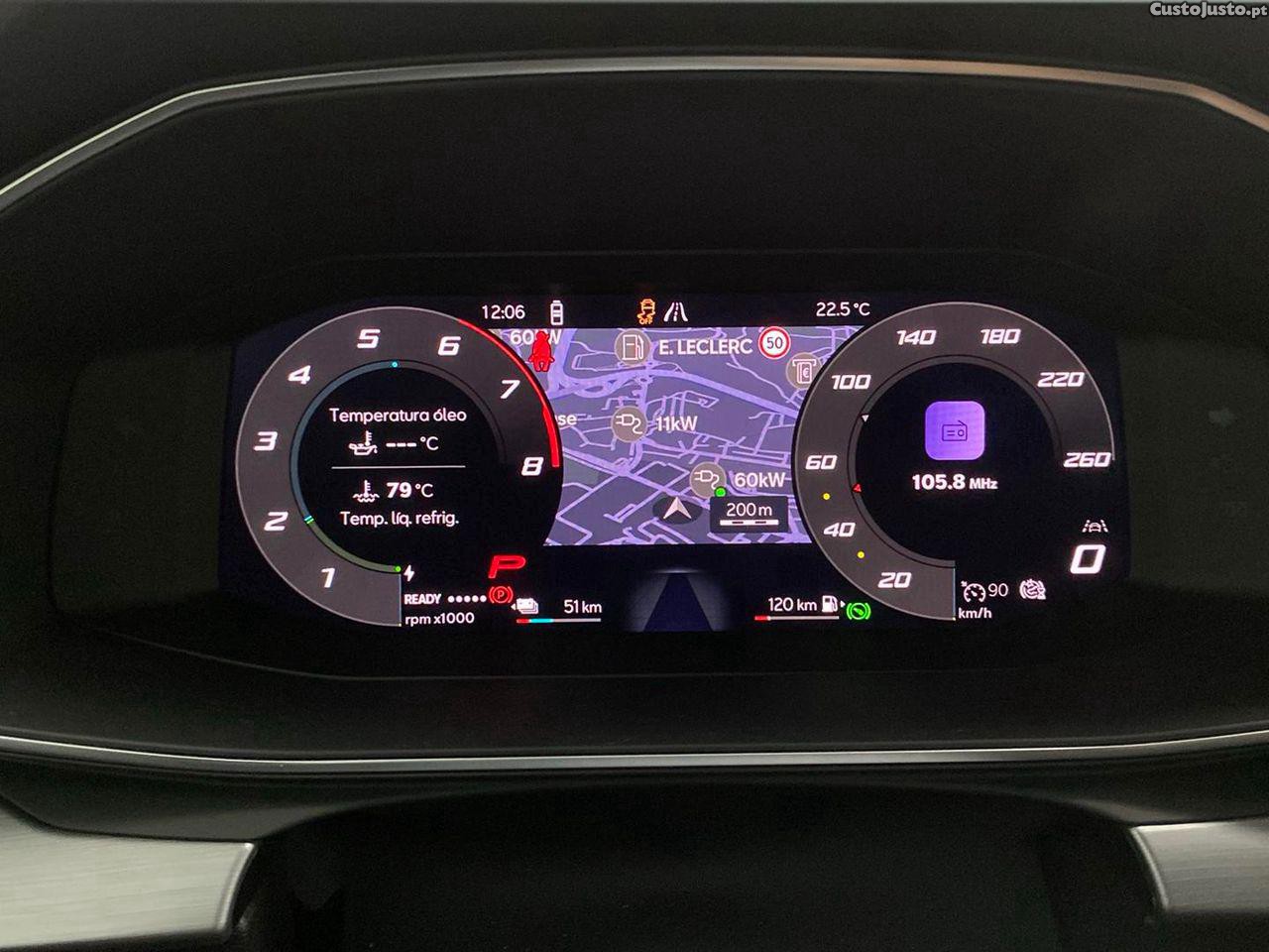 SEAT Leon 1.5 TSI e-Hybrid FR DSG — fotografia 13