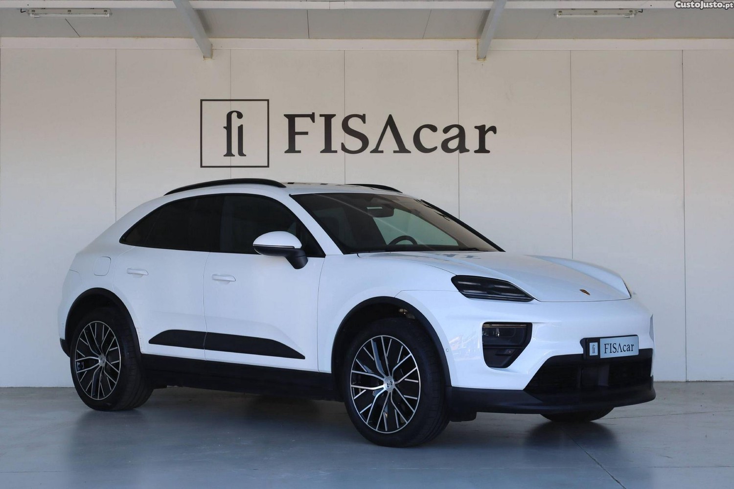 Porsche Macan Electric 4 — fotografia 30