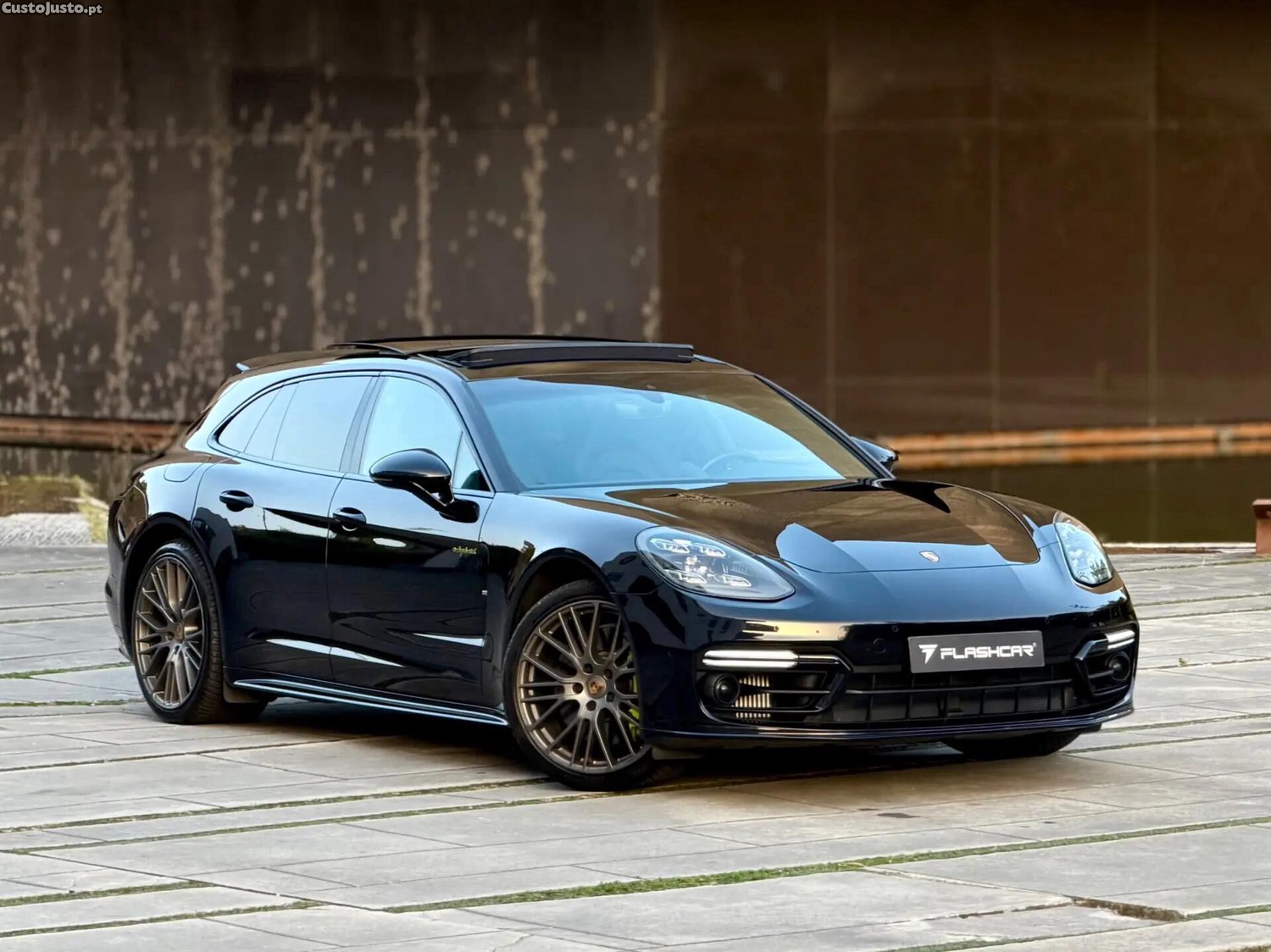 Porsche Panamera 4 E-Hybrid Platinum Edition PDLS — fotografia 21