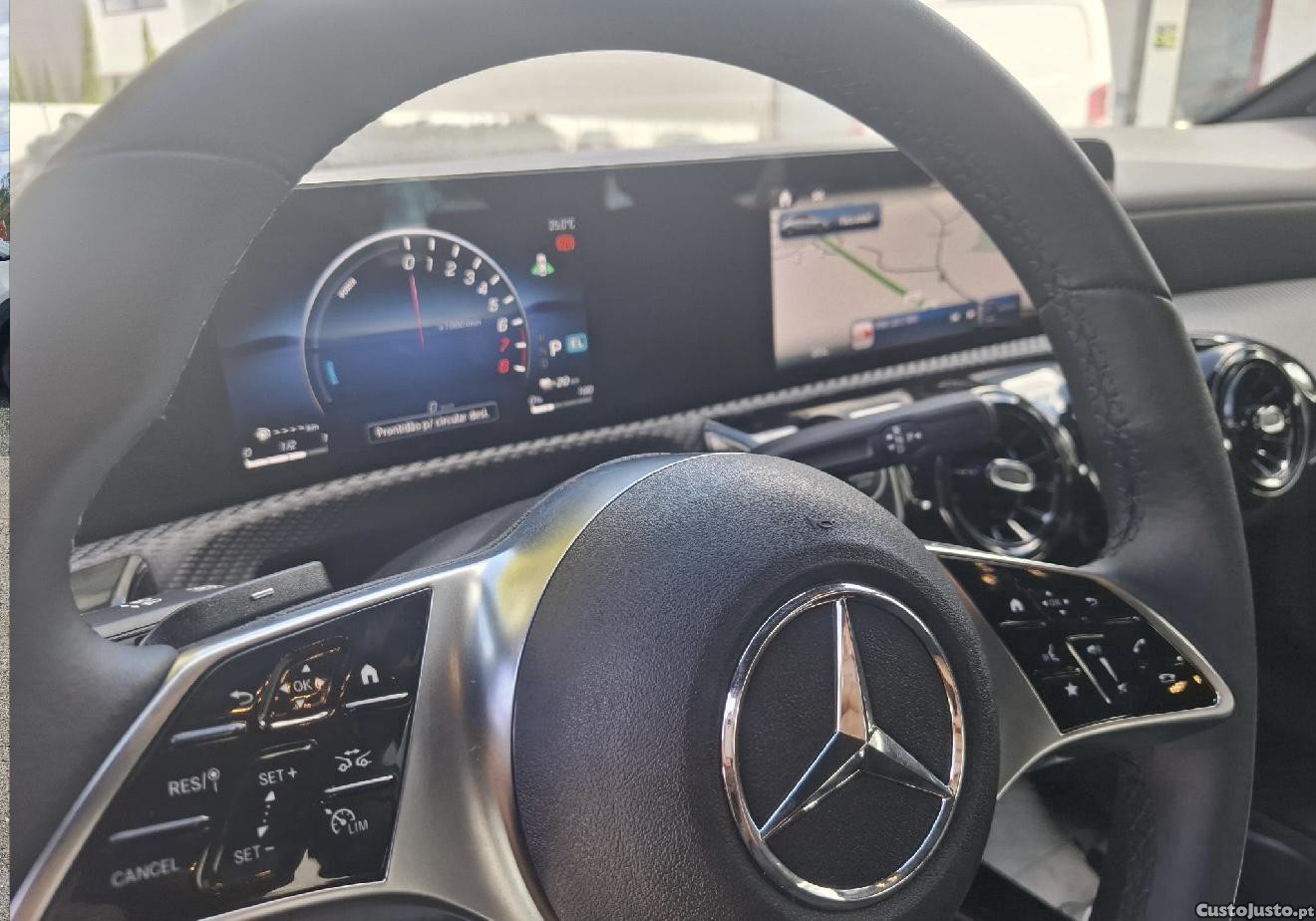 Mercedes-Benz A 250 e de 2025 — fotografia 6
