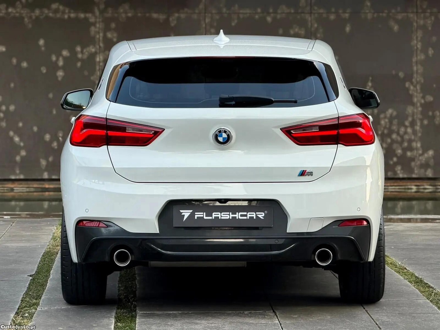 BMW X2 18 d sDrive Auto X Pack M — fotografia 17