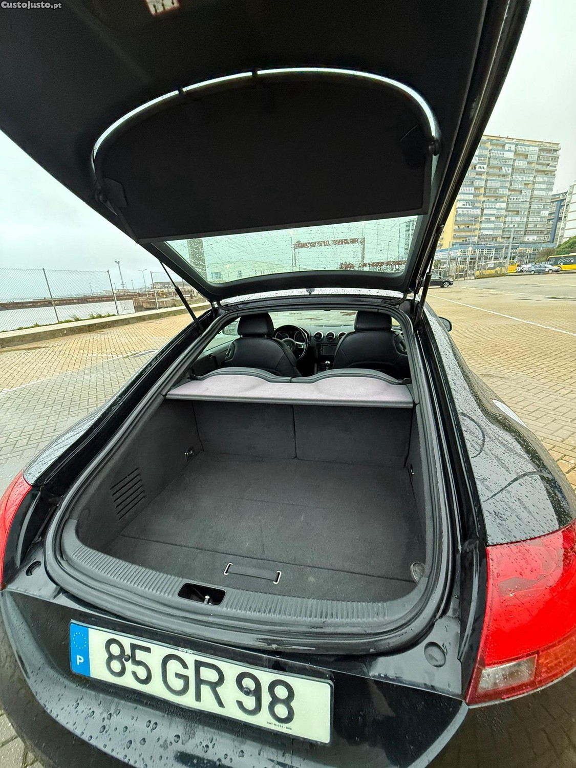 Audi TT 2.0 TFSi — fotografia 2