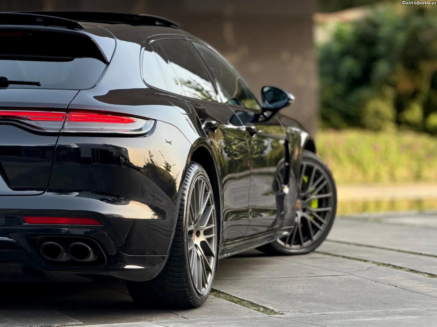 Porsche Panamera 4 E-Hybrid Platinum Edition PDLS — fotografia 6