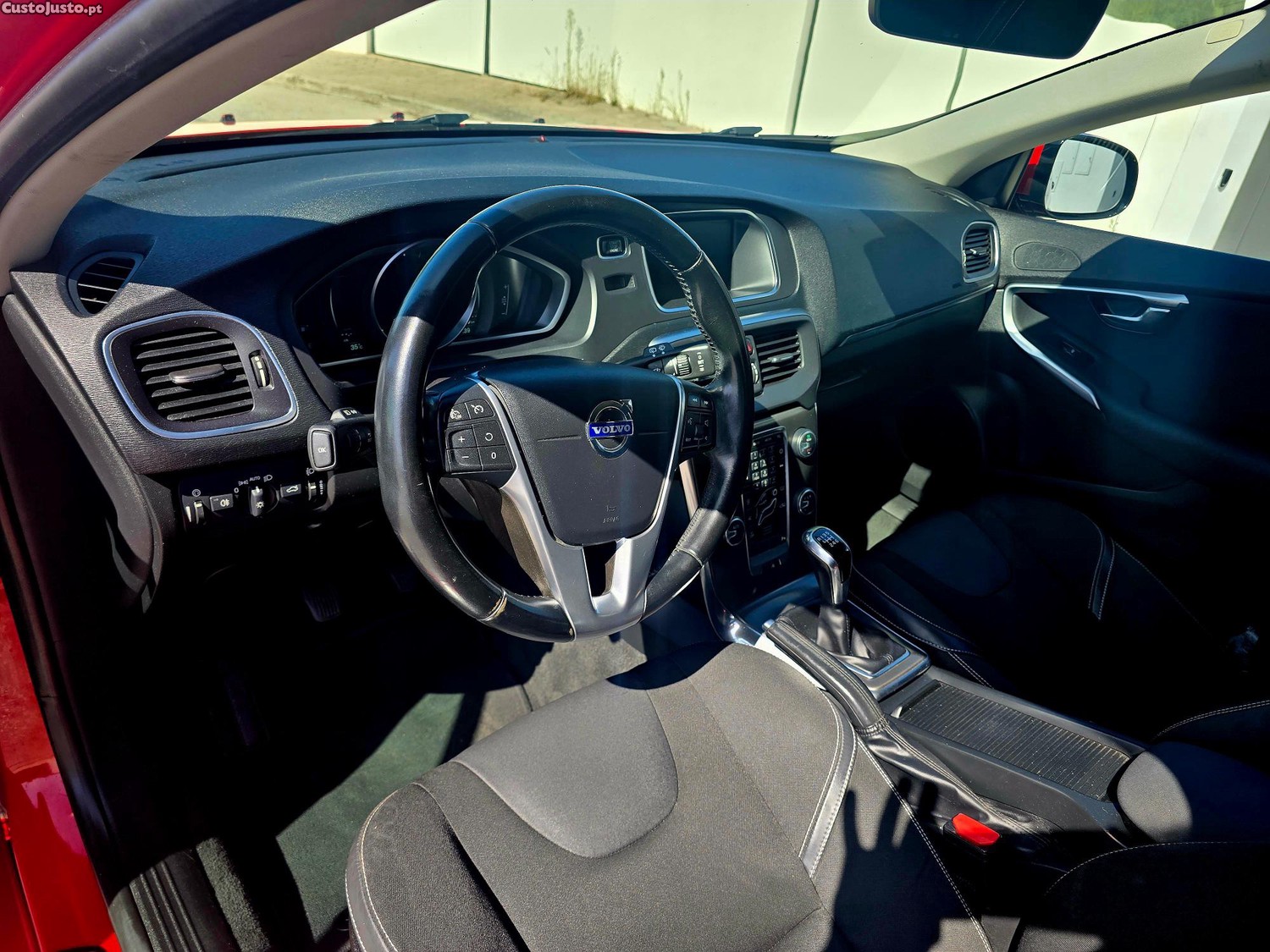 Volvo V40 R design - 15 foto 4