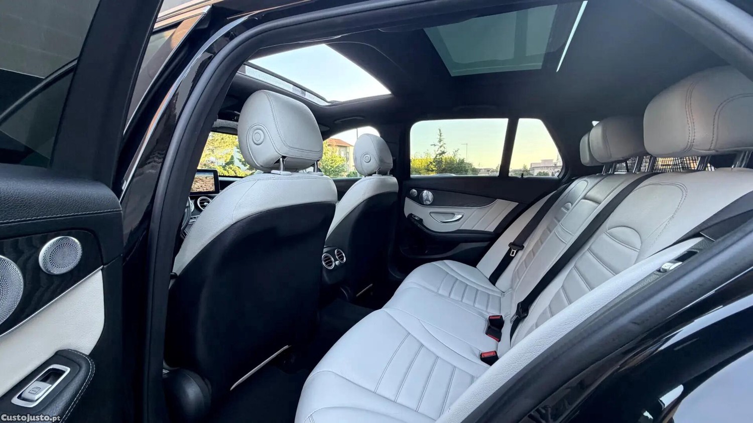 Mercedes-Benz C 250 d 4Matic Station 9G-TRONIC AMG Line — fotografia 20