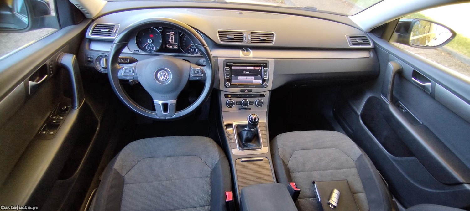 Volkswagen Passat Nacional 1.6 TDI Um só dono Impecável — fotografia 14