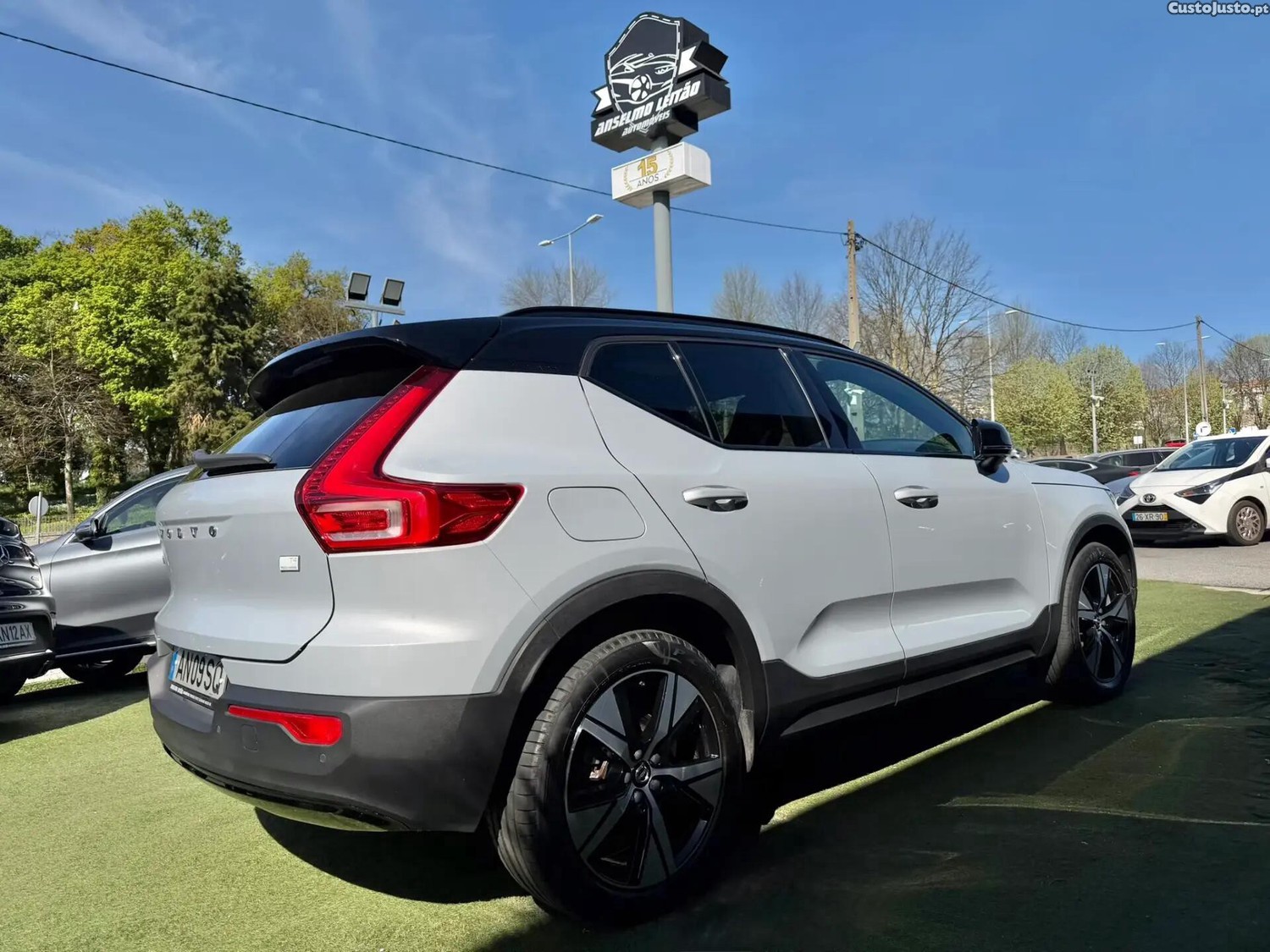 Volvo XC 40 1.5 T4 PHEV R-Design — fotografia 28