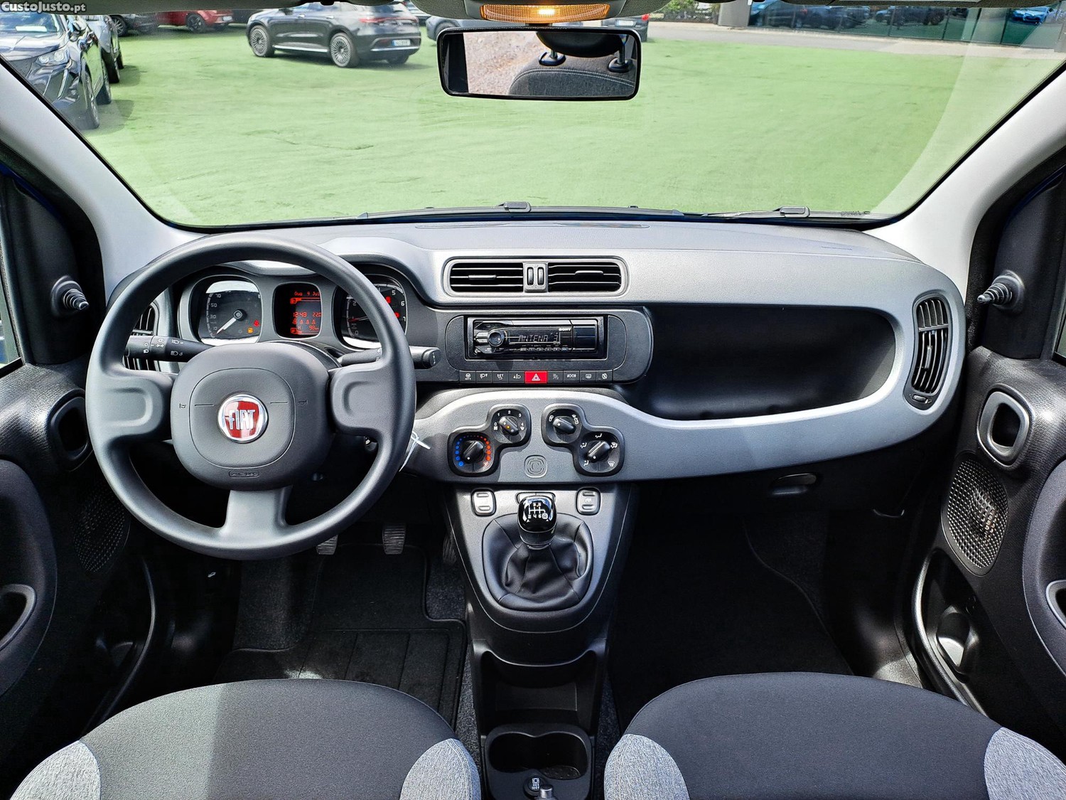 Fiat Panda 1.0 CROSS SPRING 70CV GASOLINA 2023 — fotografia 8