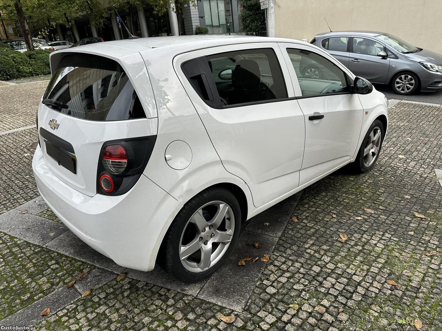 Chevrolet Aveo 1.3 TDCi LS — fotografia 17